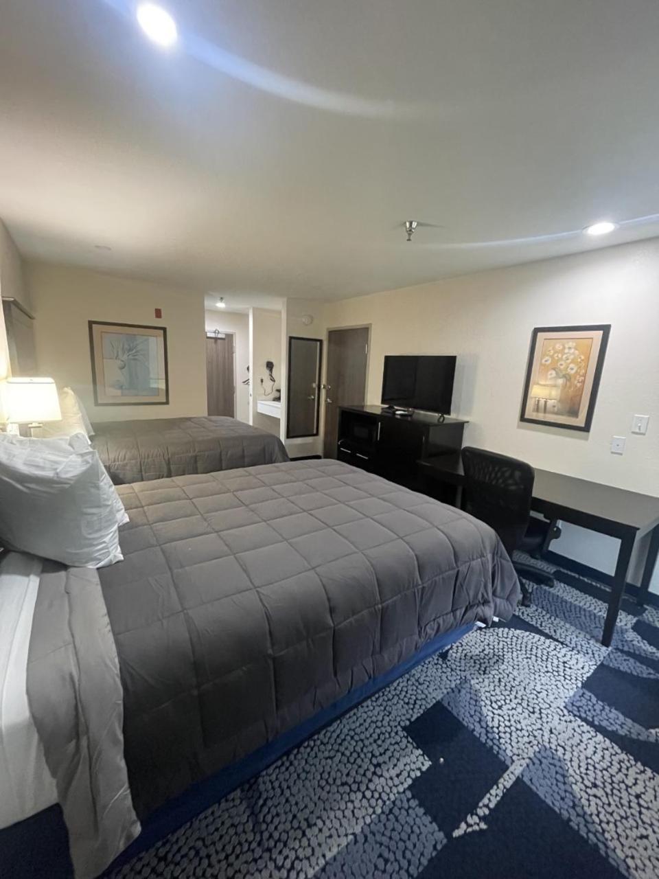 Fairway Inn photo 5