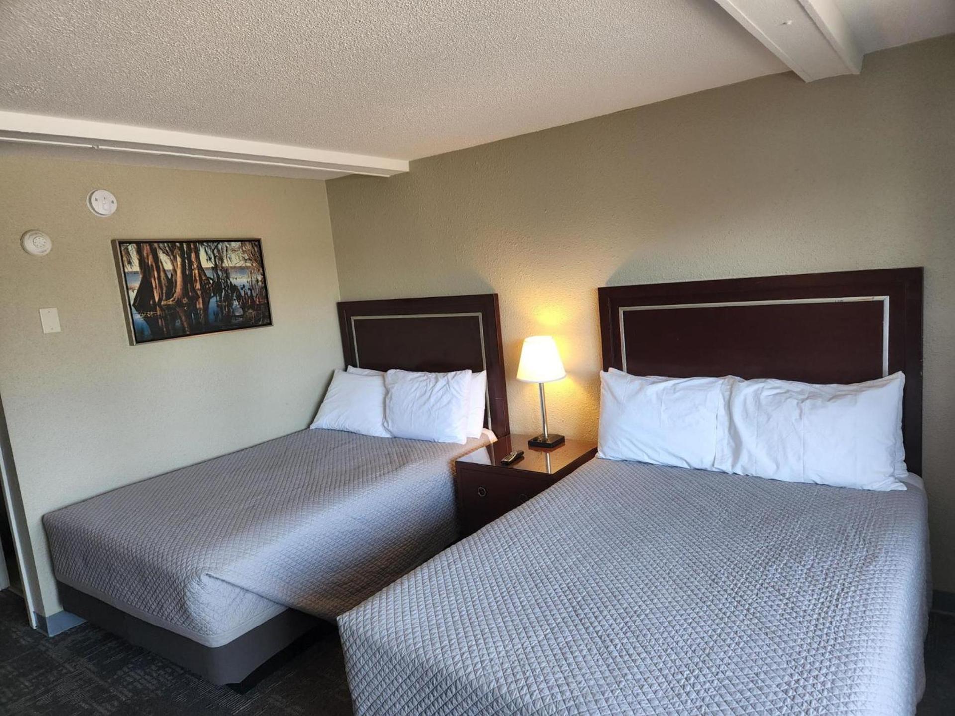 Queen City Inn photo 12