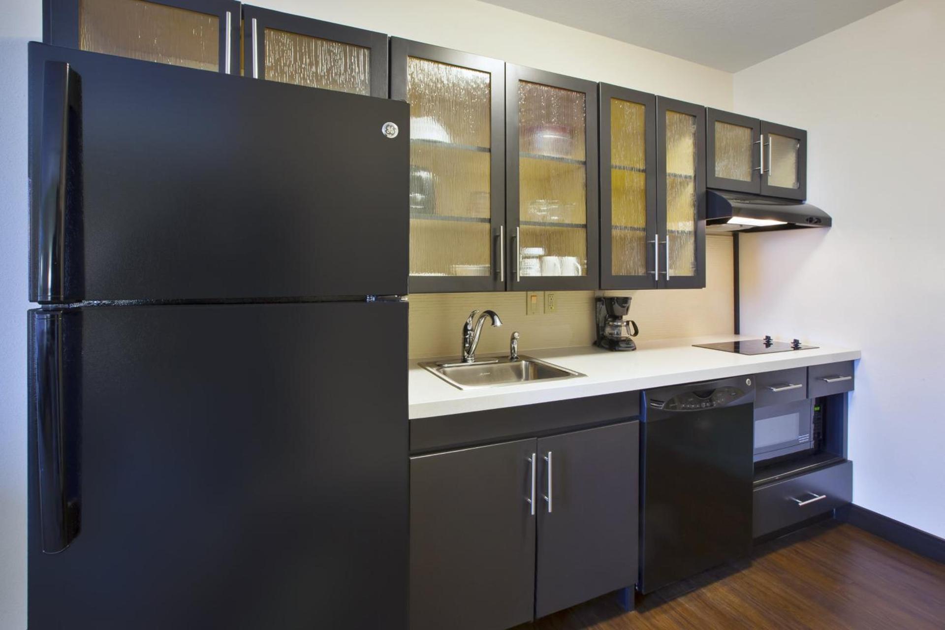 Candlewood Suites MORGANTOWN-UNIV WEST VIRGINIA by IHG photo 46