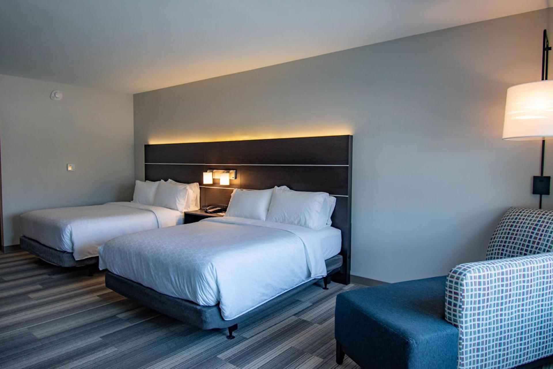 Holiday Inn Express & Suites Tonawanda - Buffalo Area by IHG photo 29