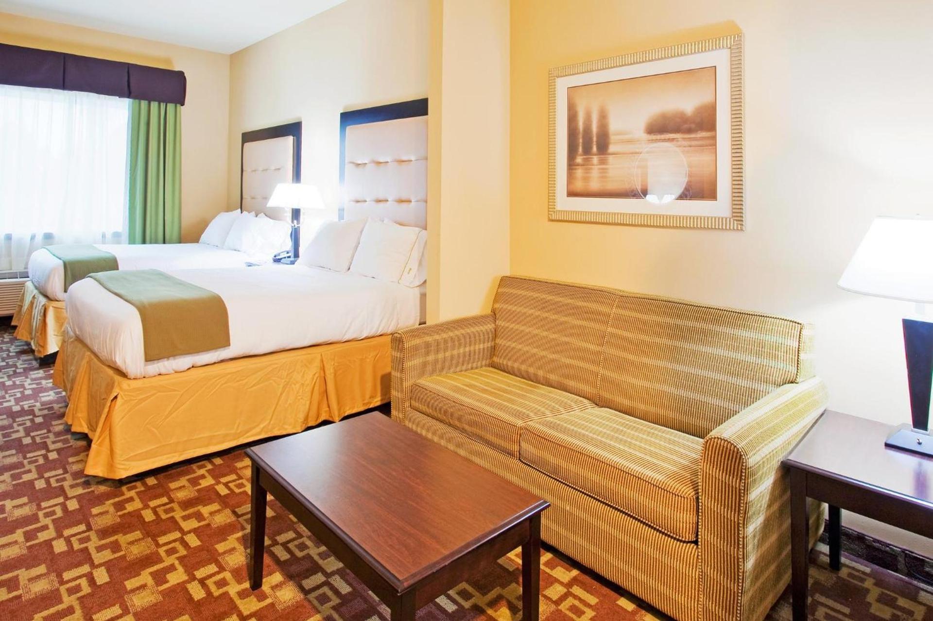 Holiday Inn Express Hotel & Suites Foley by IHG photo 18
