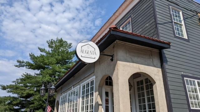 The Benchmark Inn photo 5