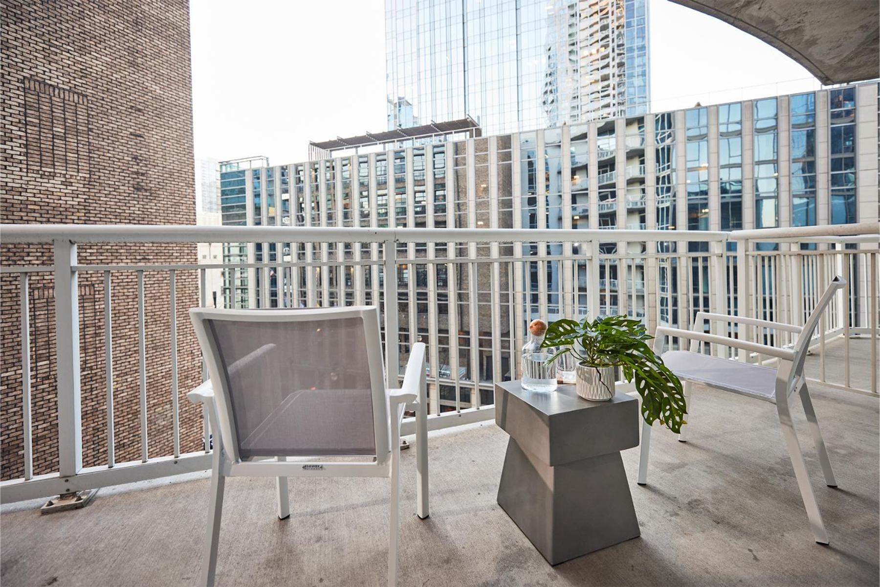Placemakr Premier SoBro photo 67