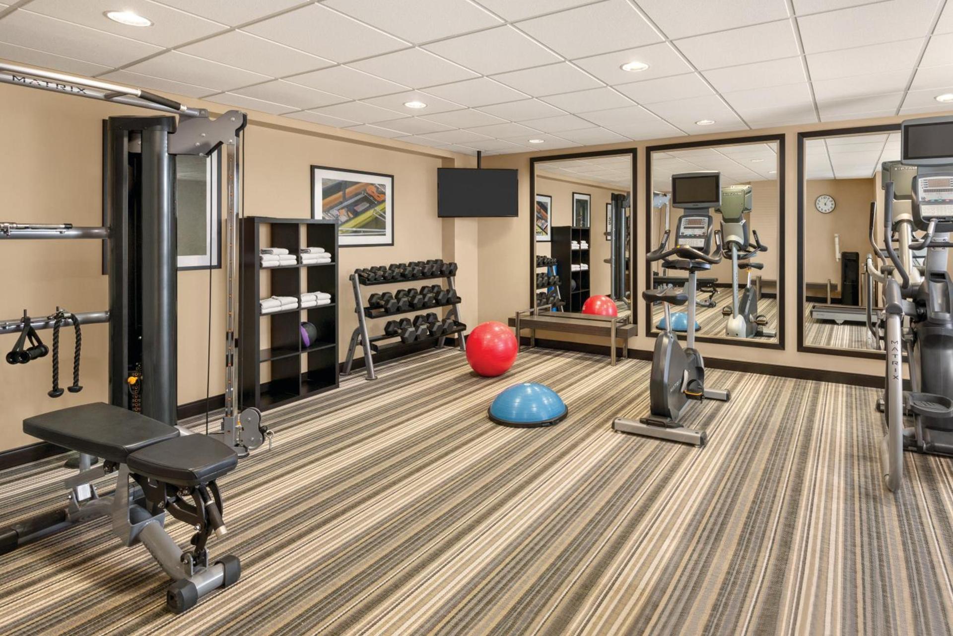 Country Inn & Suites by Radisson, Ft Atkinson, WI photo 26