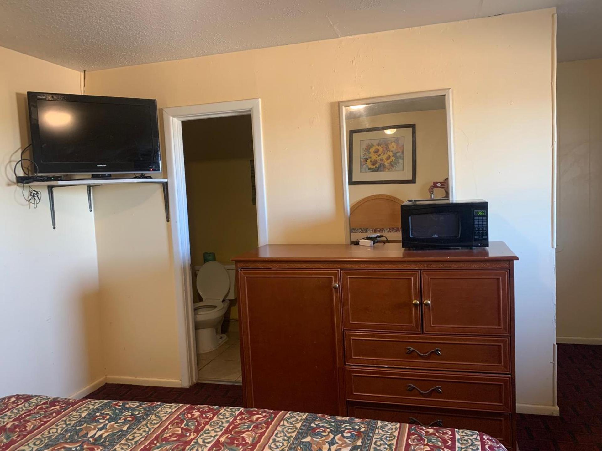 BUDGET INN photo 2