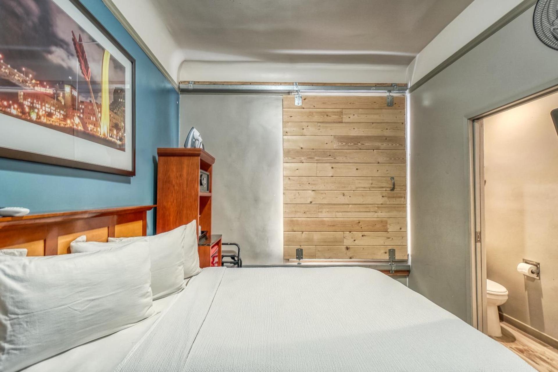 Ram's Hotel photo 27