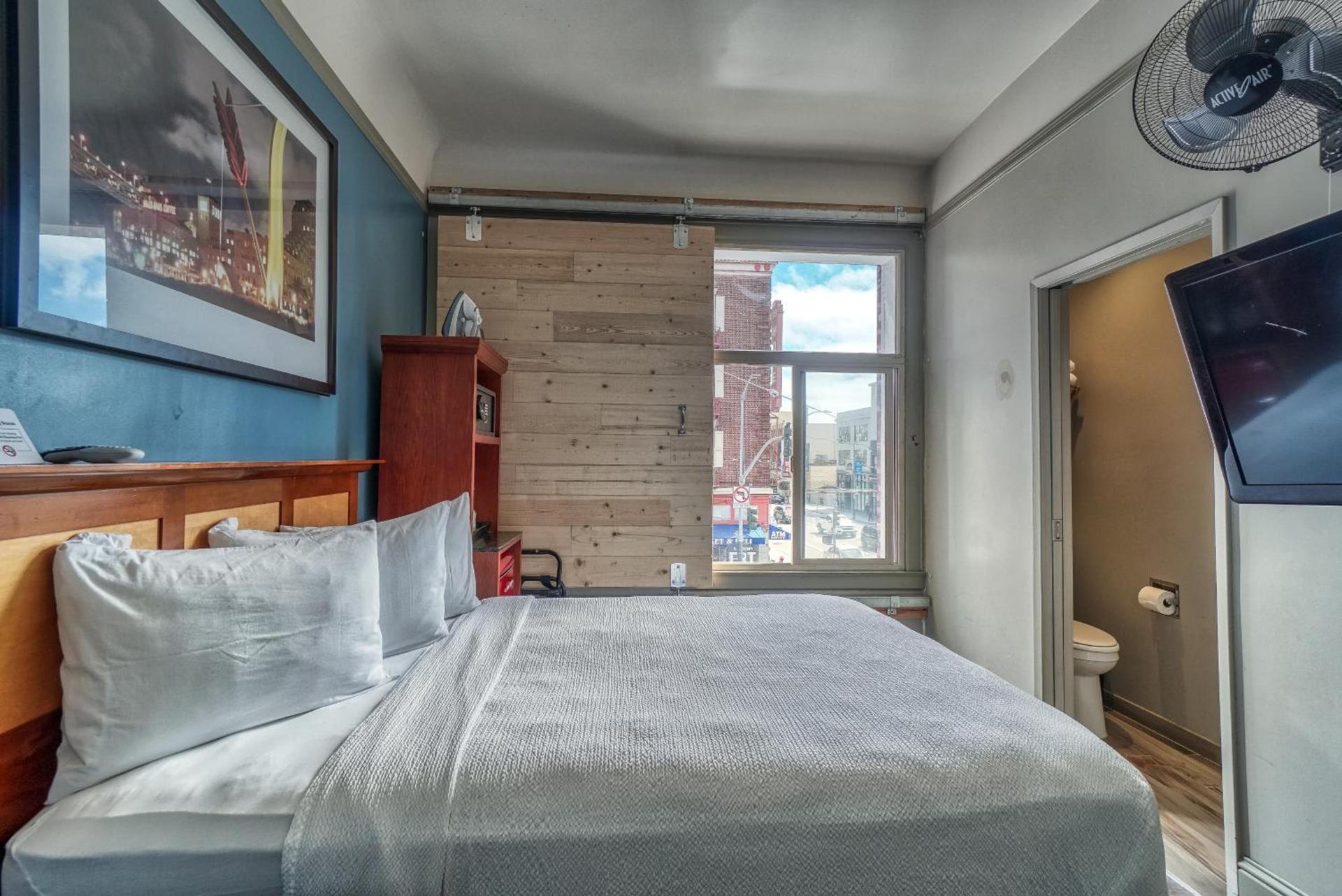 Ram's Hotel photo 26