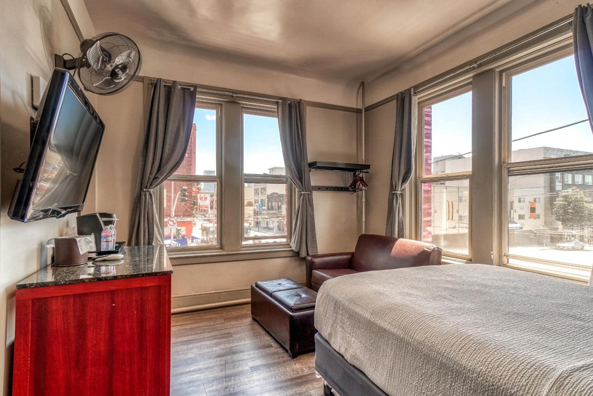 Ram's Hotel photo 5