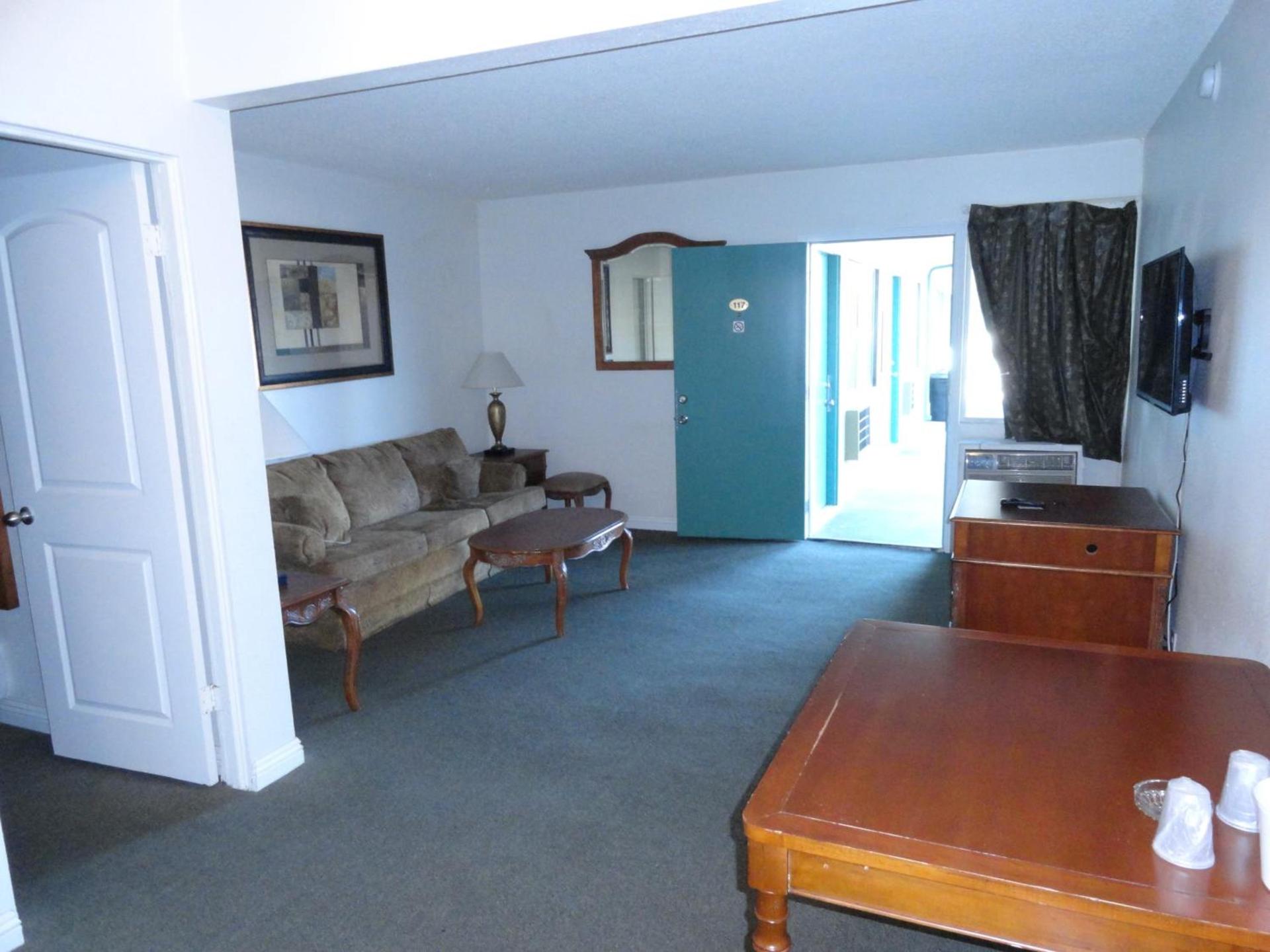 Travel Inn photo 13