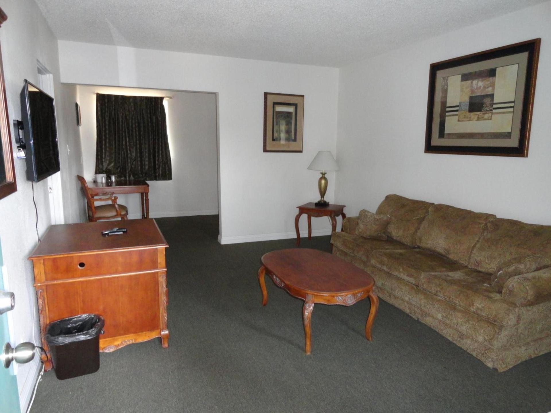 Travel Inn photo 16