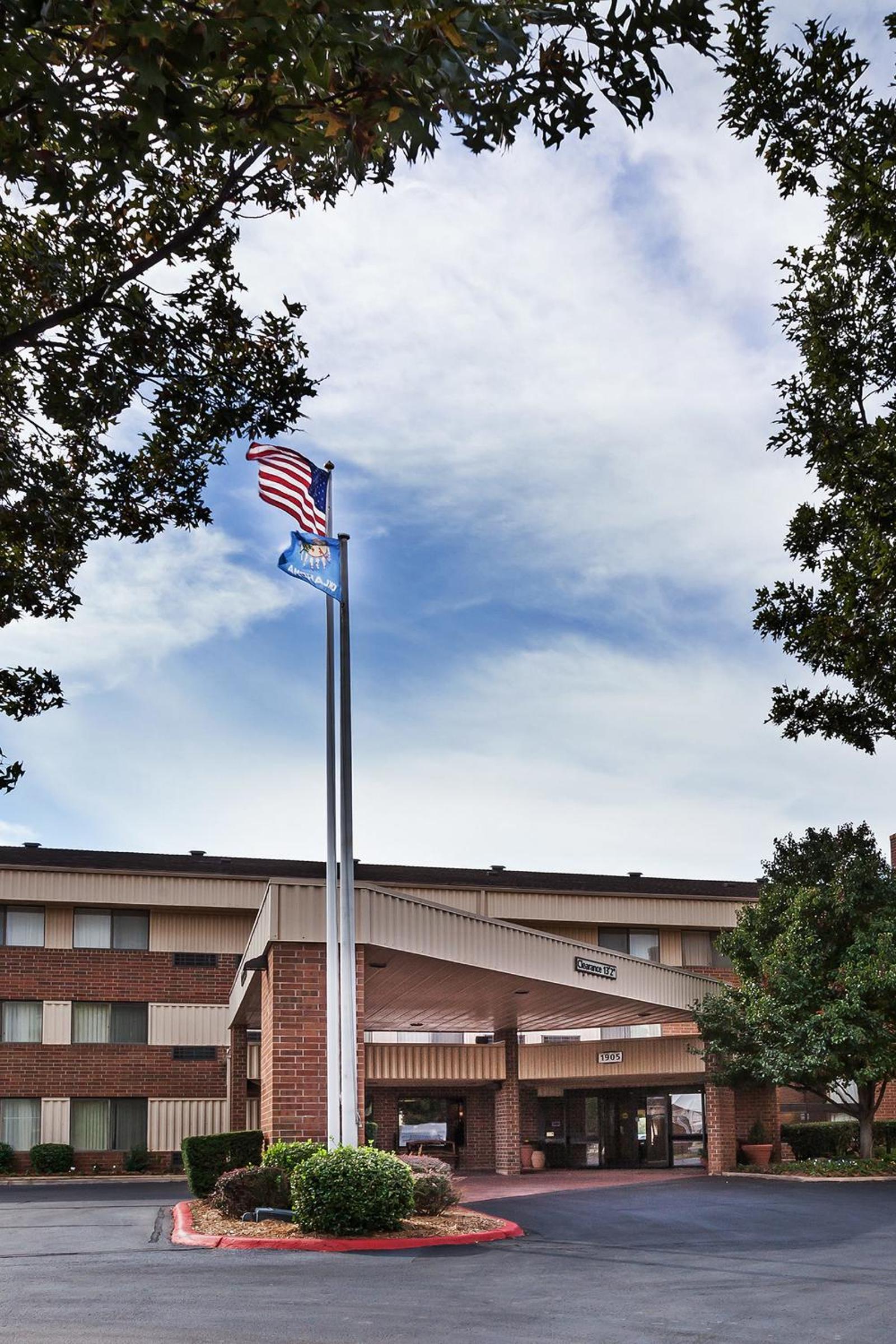 Clarion Pointe OKC Airport photo 48