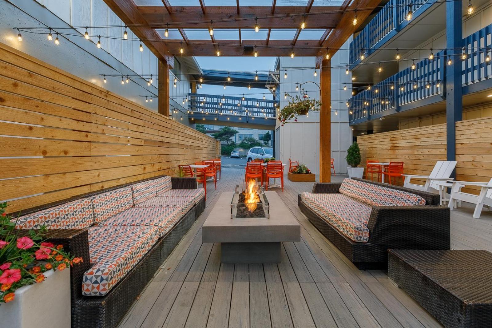 Surfland Hotel photo 8
