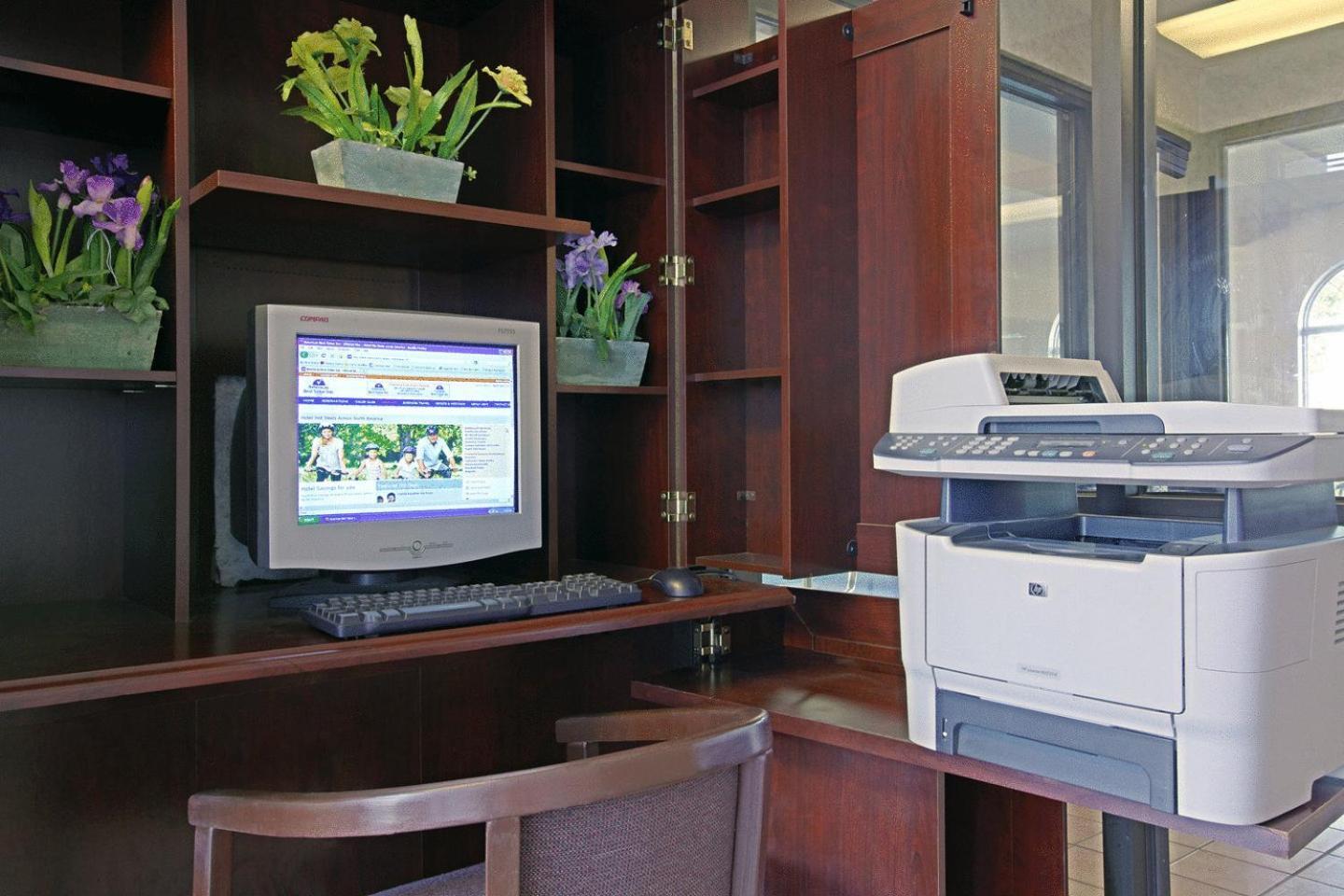 Americas Best Value Inn and Suites Saint Charles photo 49