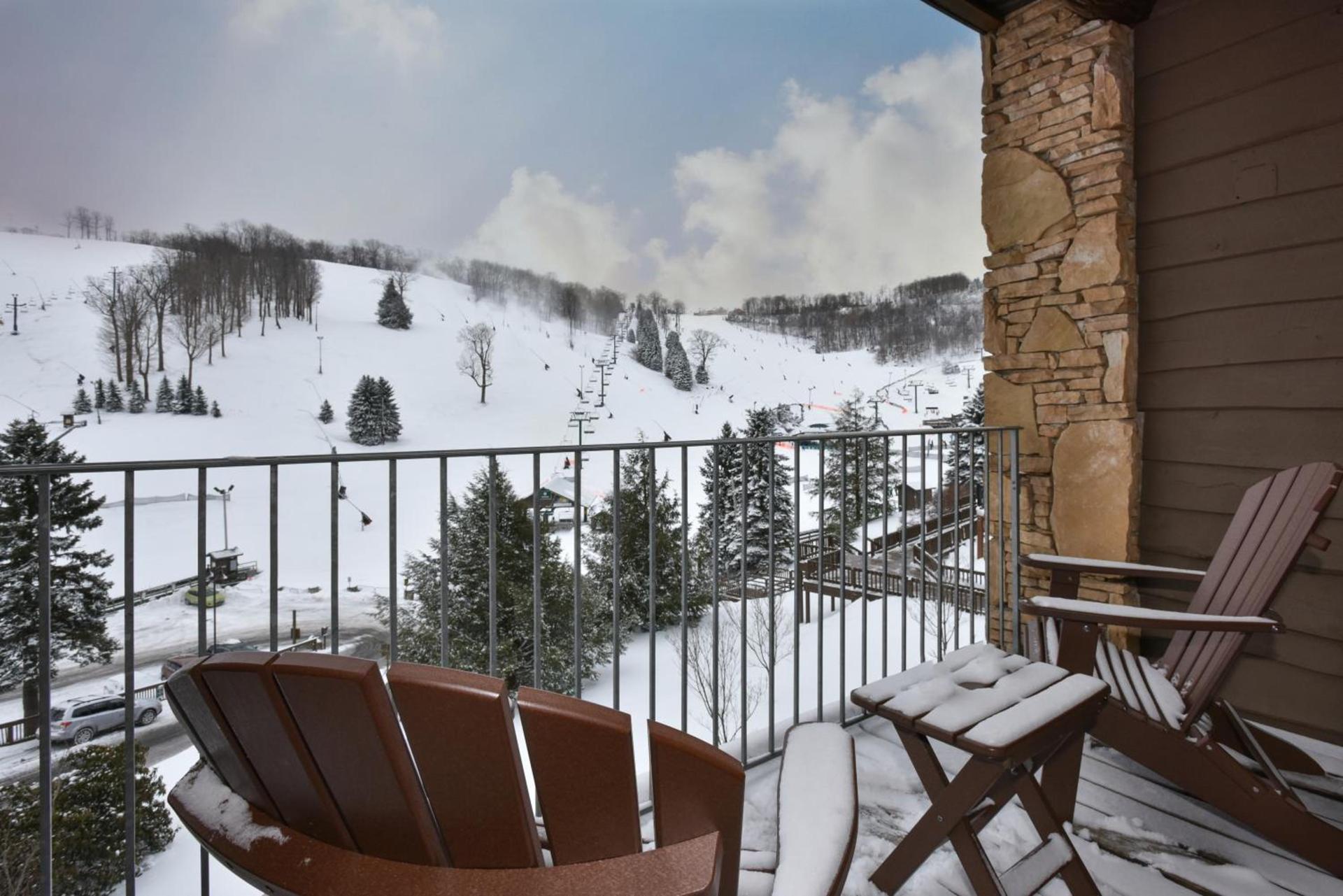 Slopeside Hotel, A Vail Resorts Property photo 8
