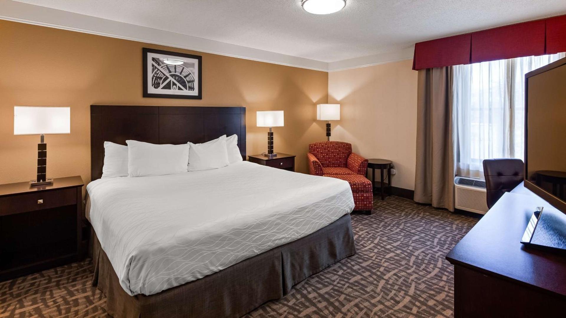 Best Western Plus Peoria photo 10