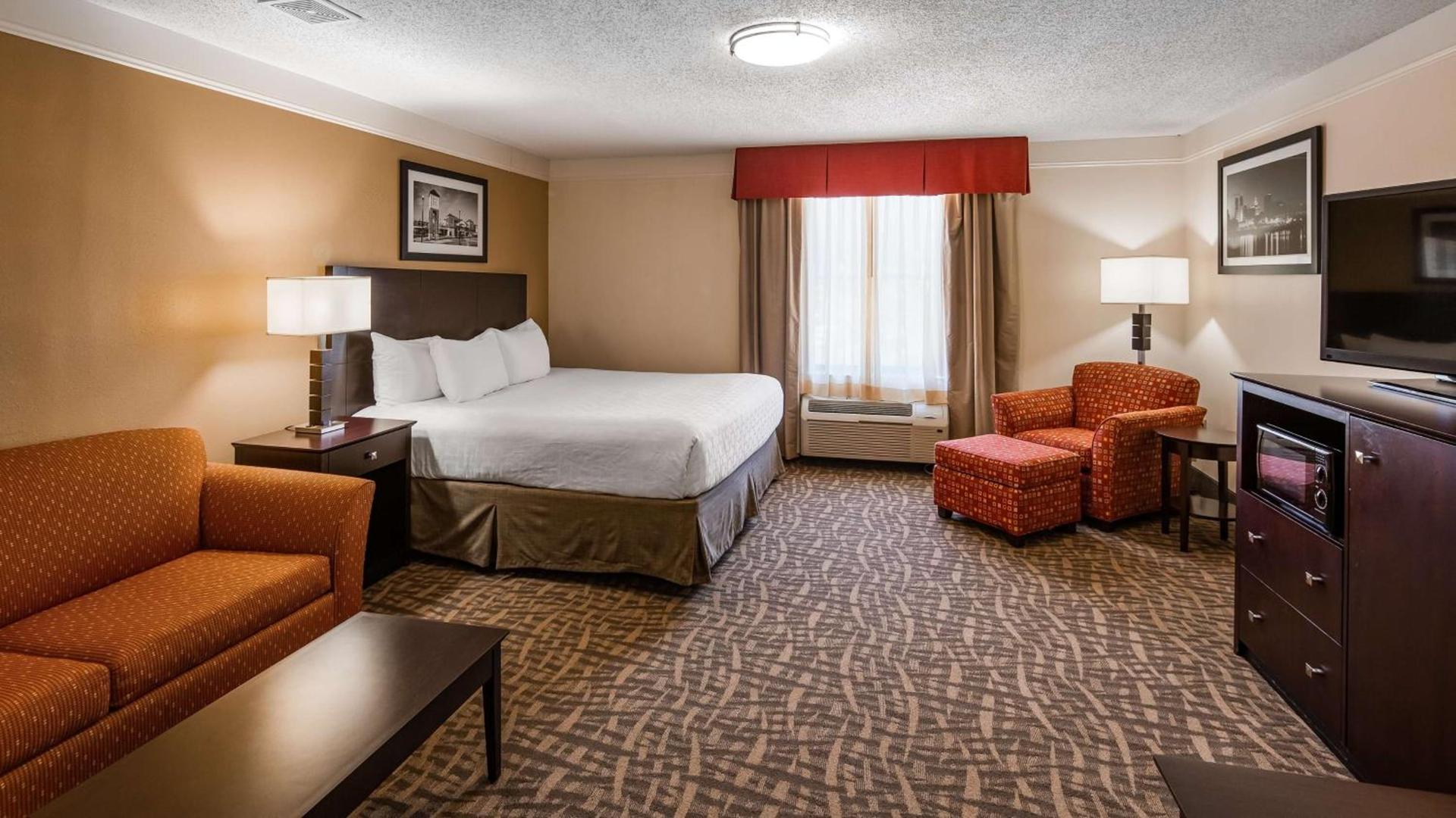 Best Western Plus Peoria photo 2