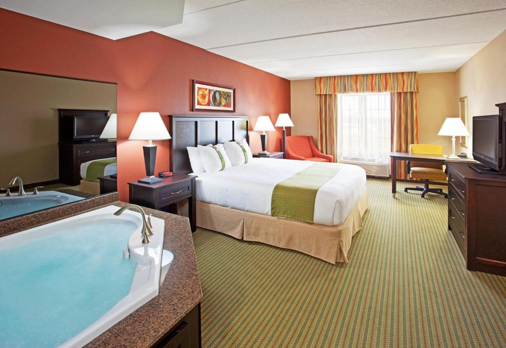 Holiday Inn Midland by IHG photo 3