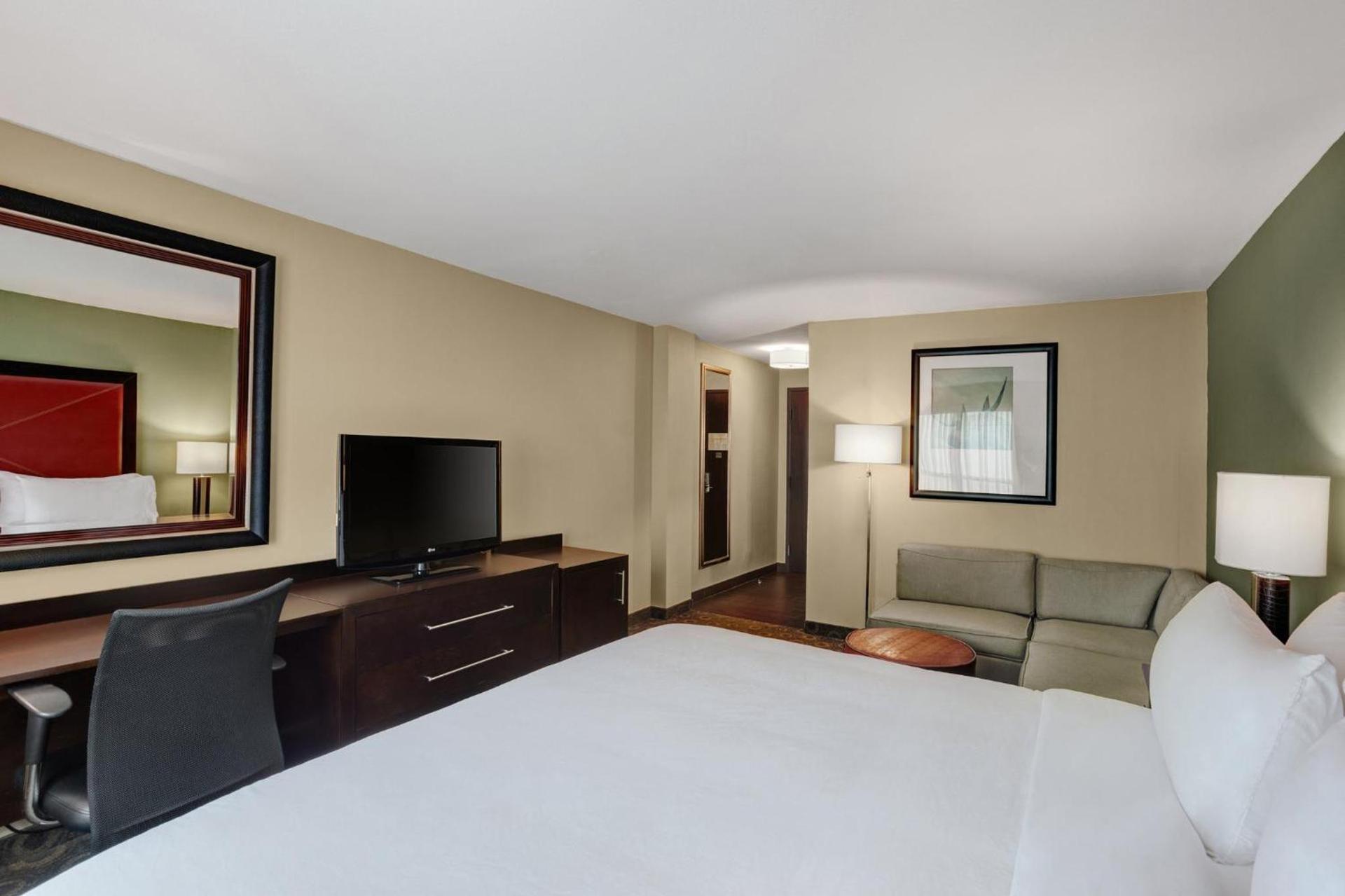 Crowne Plaza Houston Galleria Area by IHG photo 87