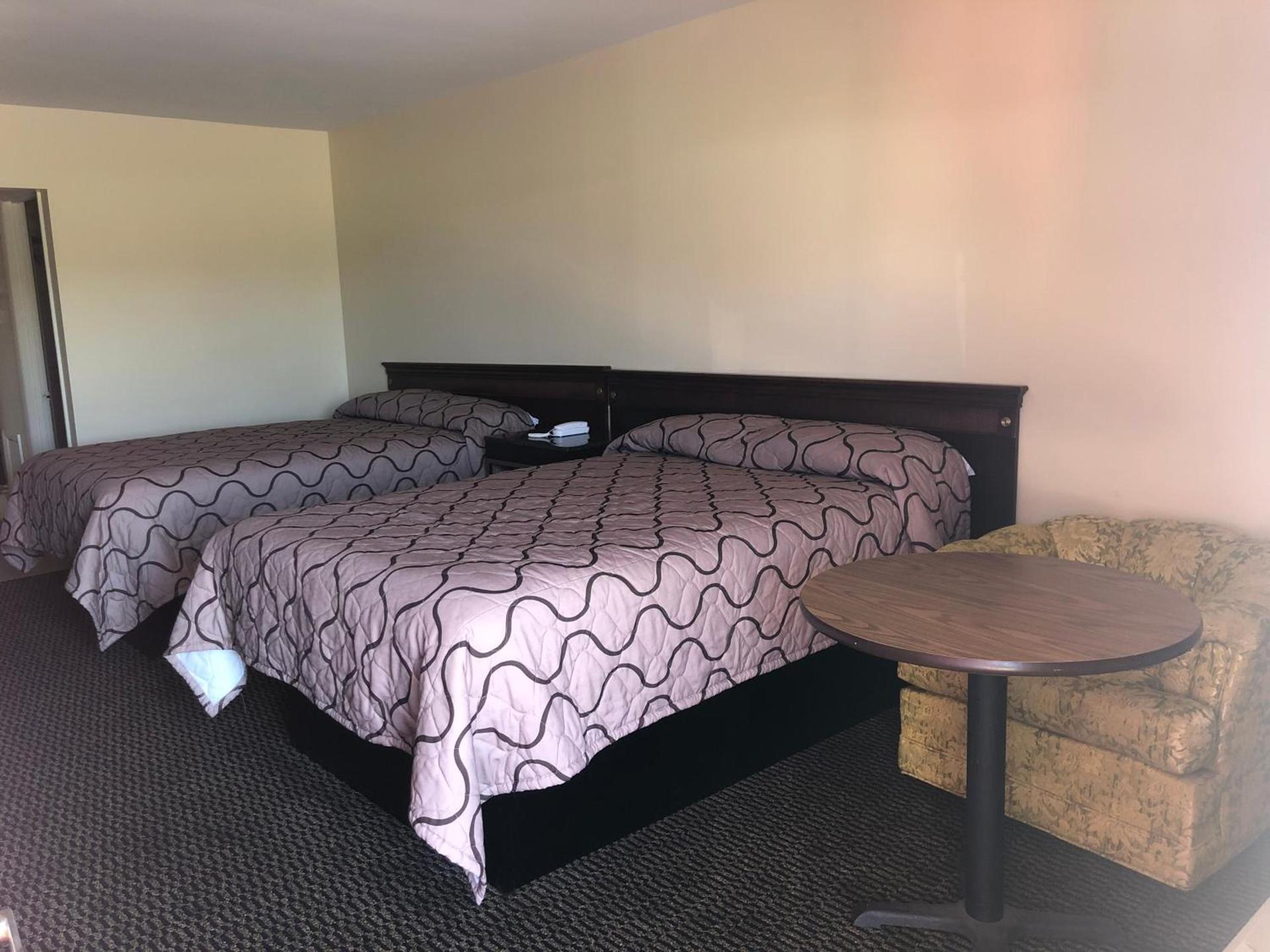 Harcourt Motel photo 3