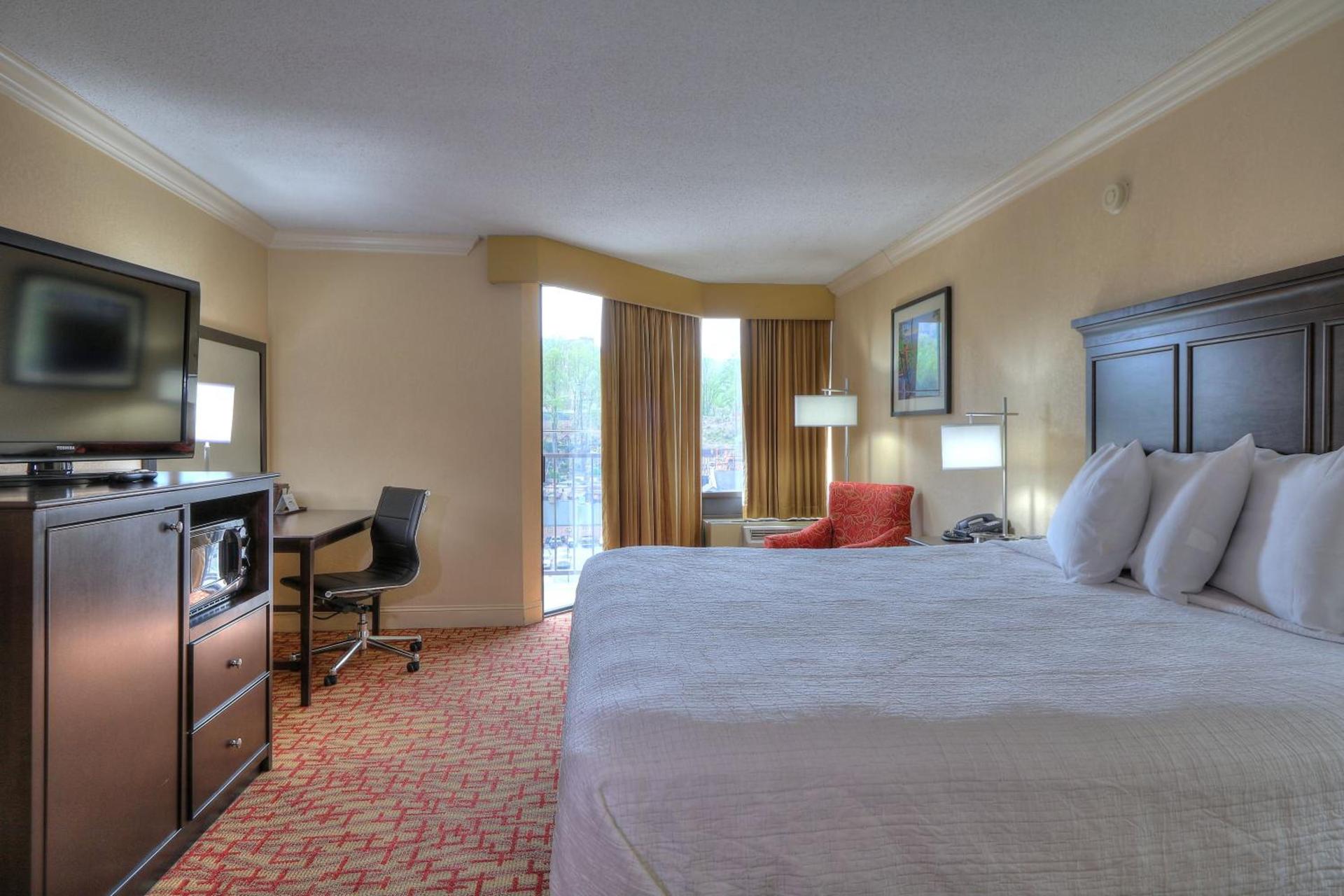 Edgewater Hotel and Conference Center photo 31