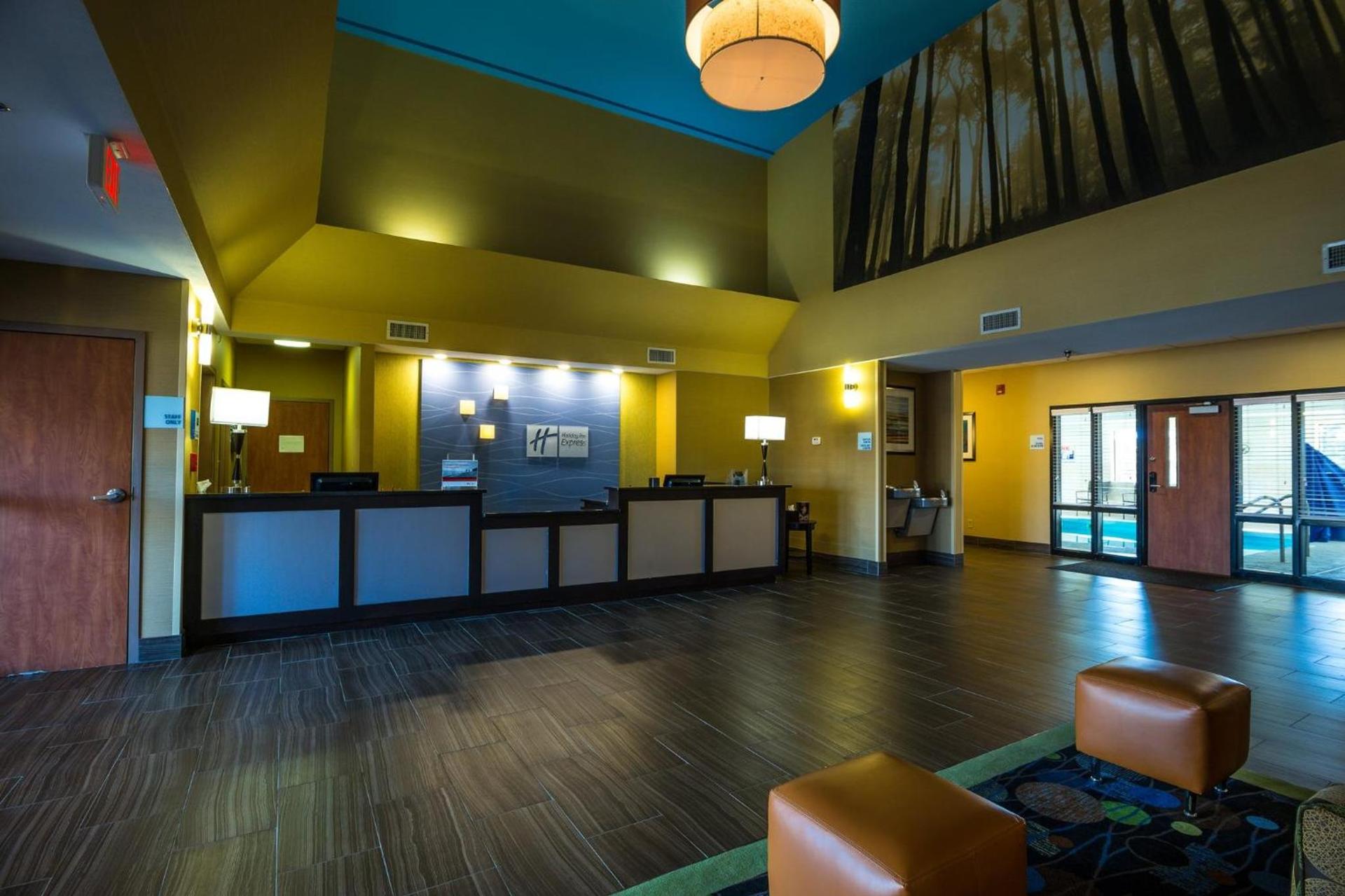Holiday Inn Express Hotel & Suites Edmond by IHG photo 5