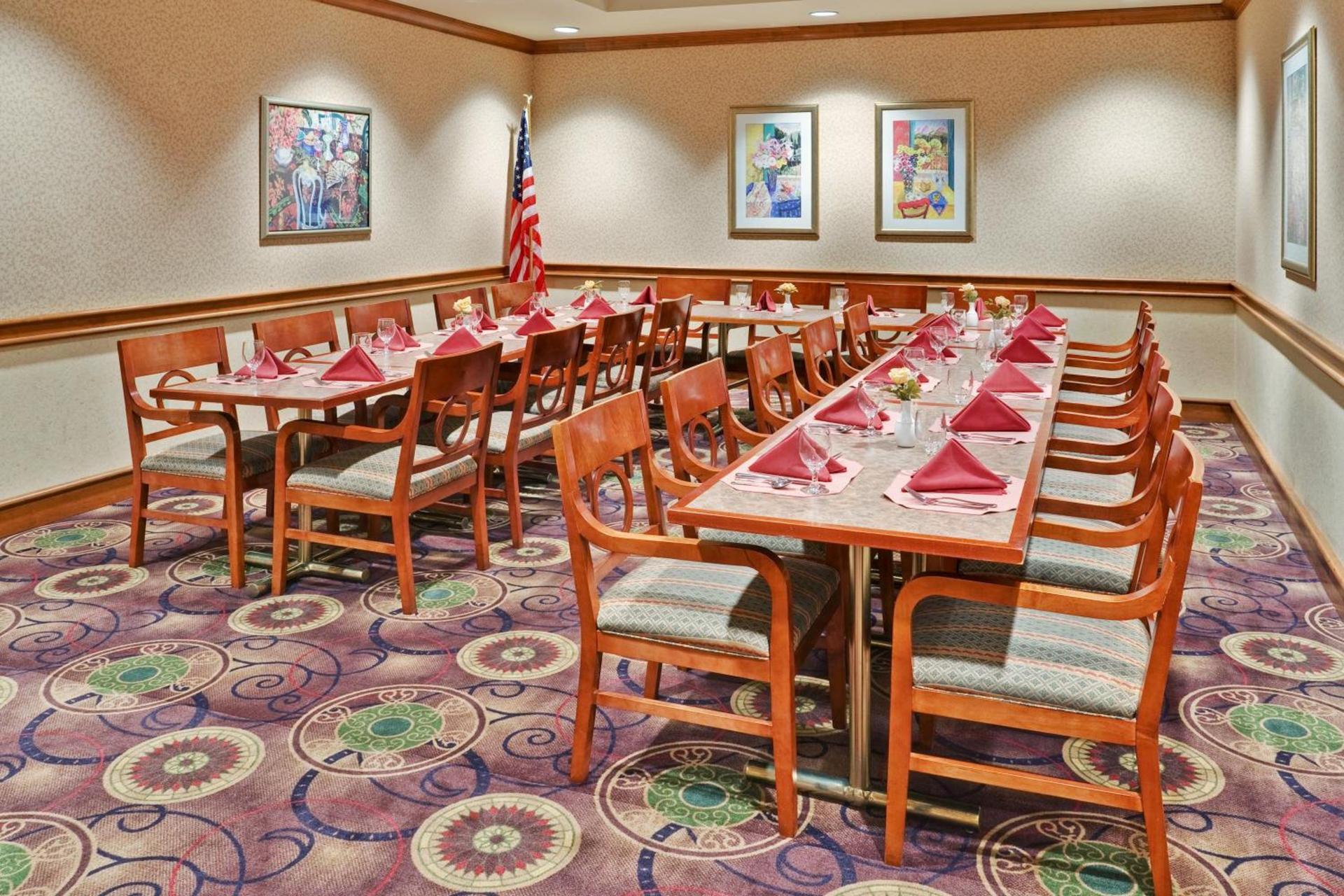 Holiday Inn Memphis-University of Memphis, an IHG Hotel photo 19
