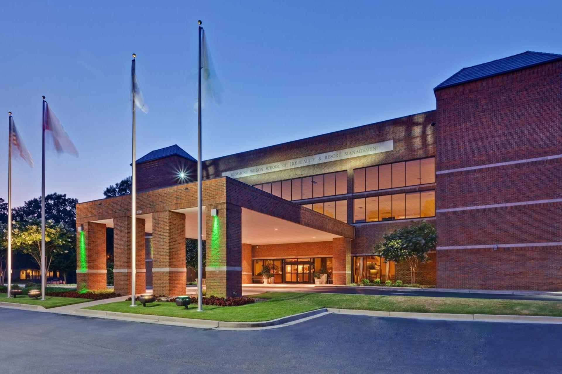 Holiday Inn Memphis-University of Memphis, an IHG Hotel photo 18