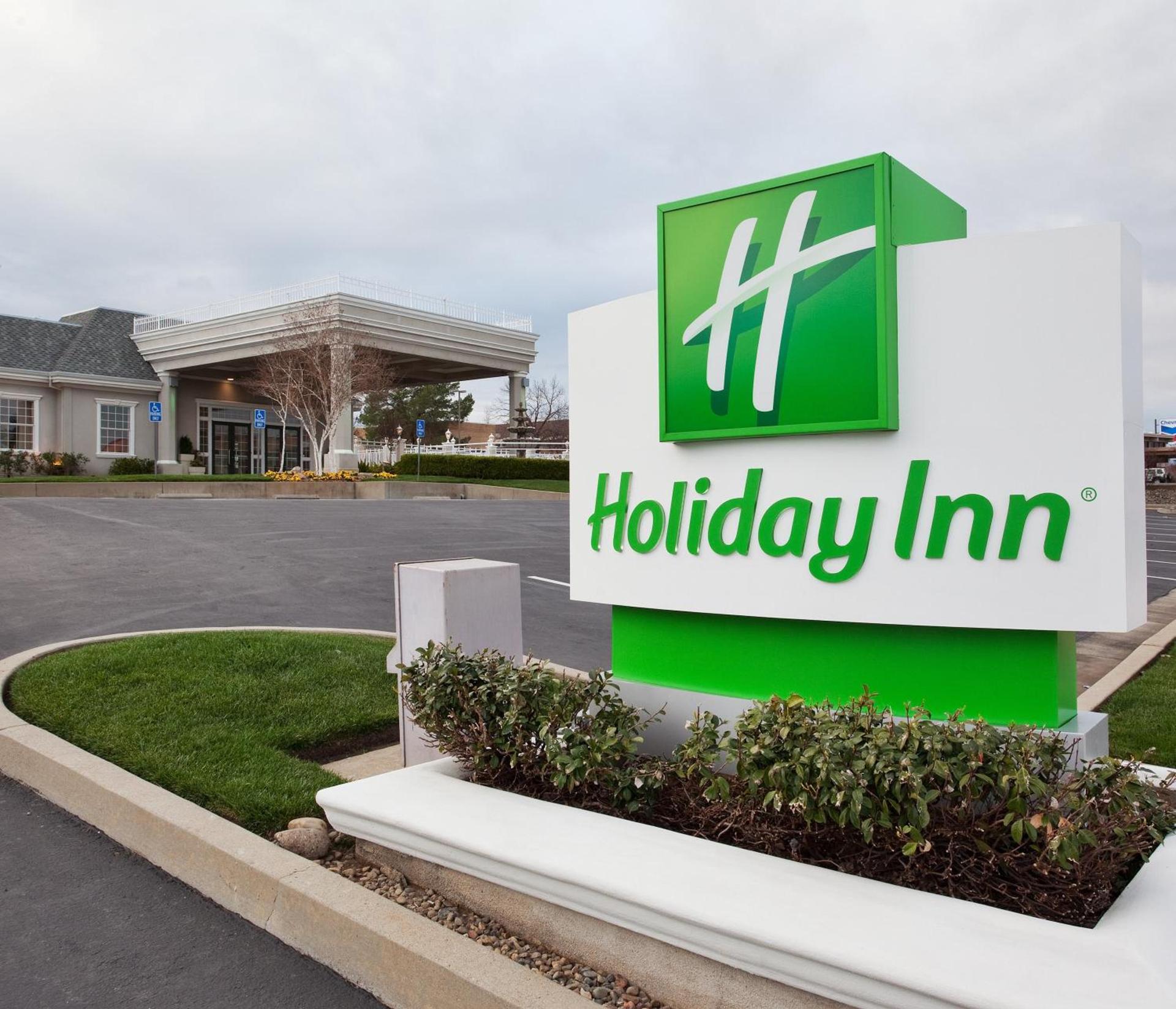 Holiday Inn Redding by IHG photo 13