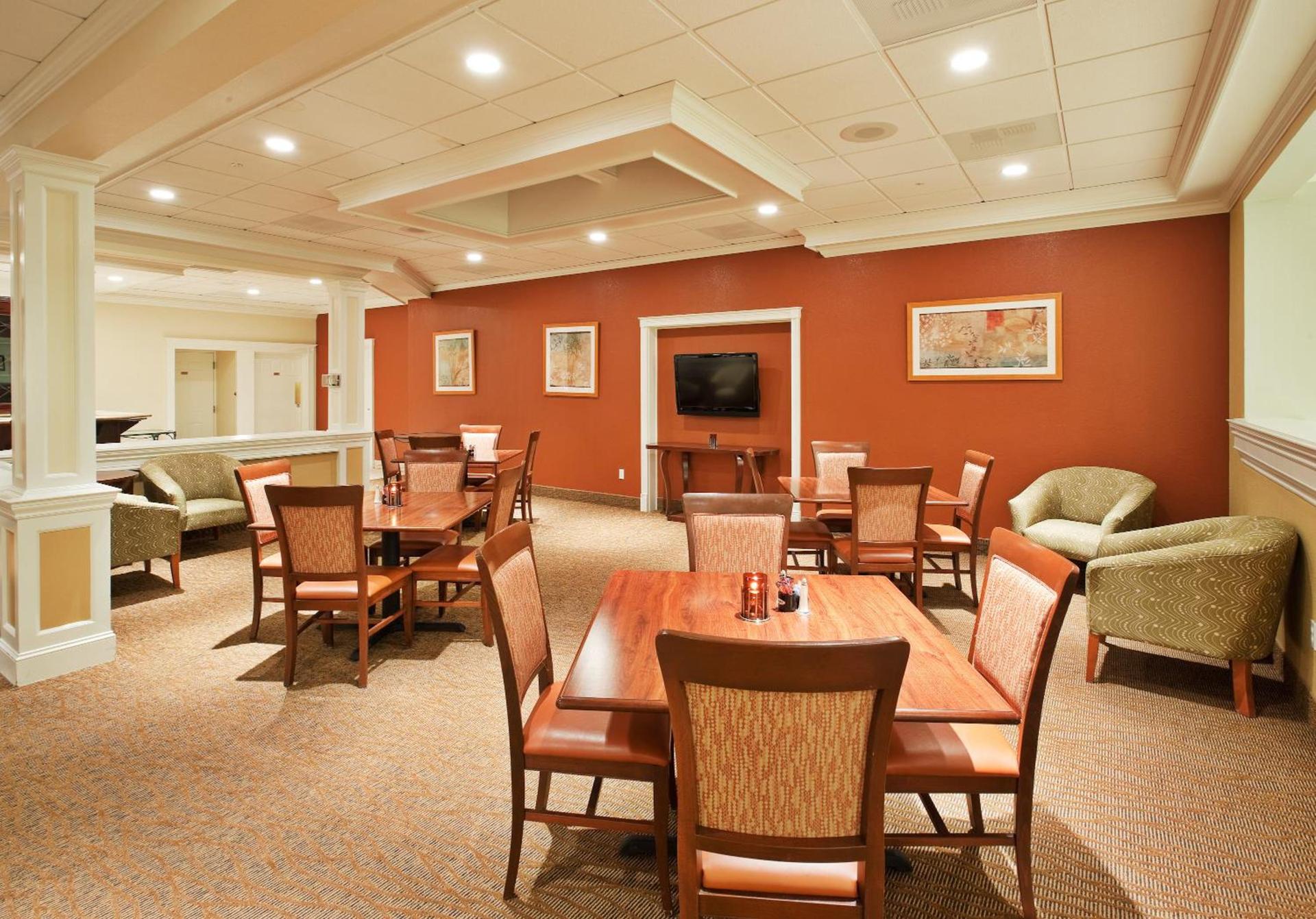 Holiday Inn Redding by IHG photo 16