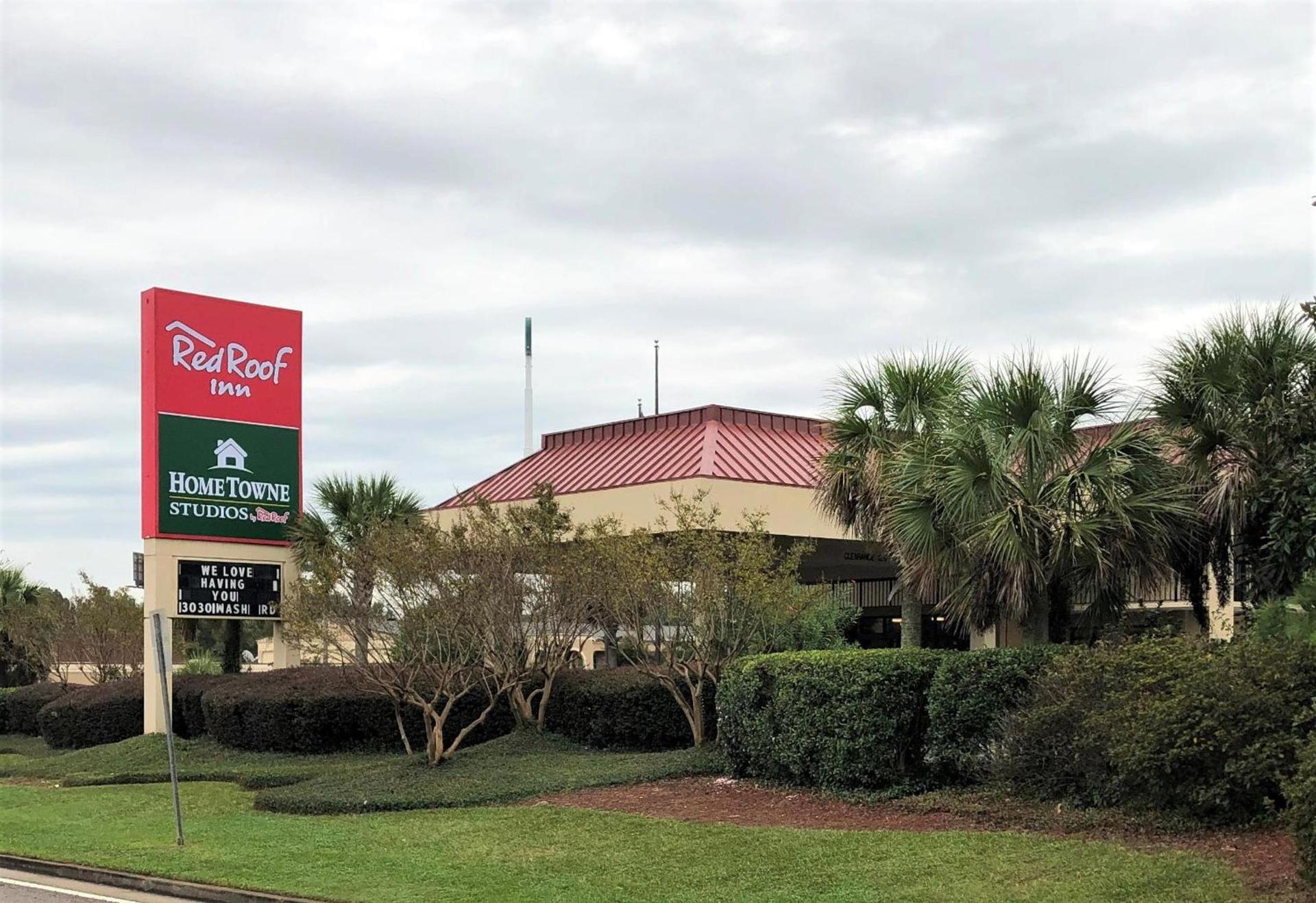 HomeTowne Studios by Red Roof Augusta photo 1