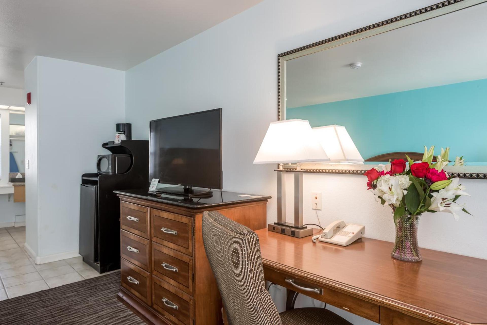 Pacifica Beach Hotel photo 38