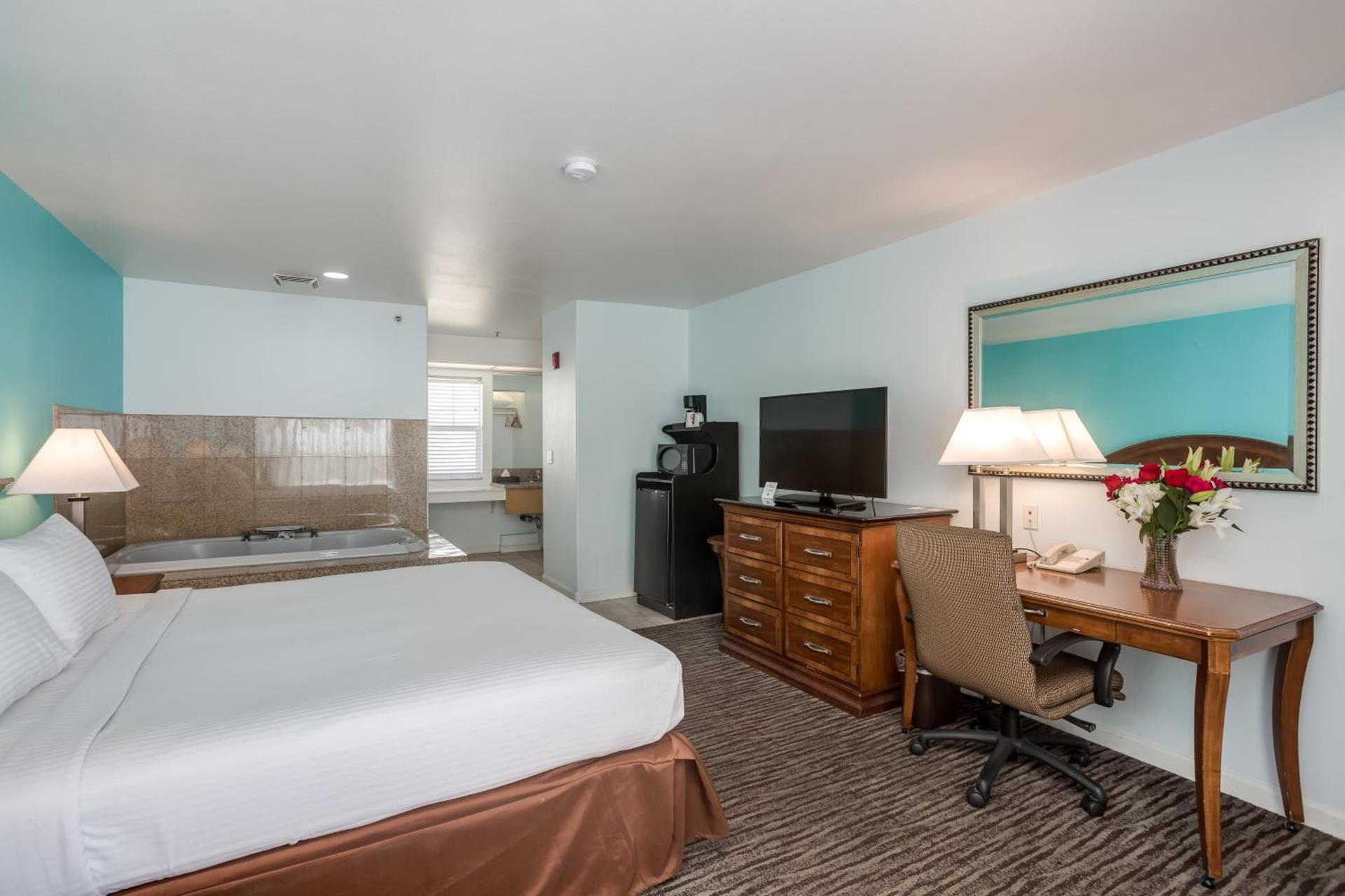 Pacifica Beach Hotel photo 34