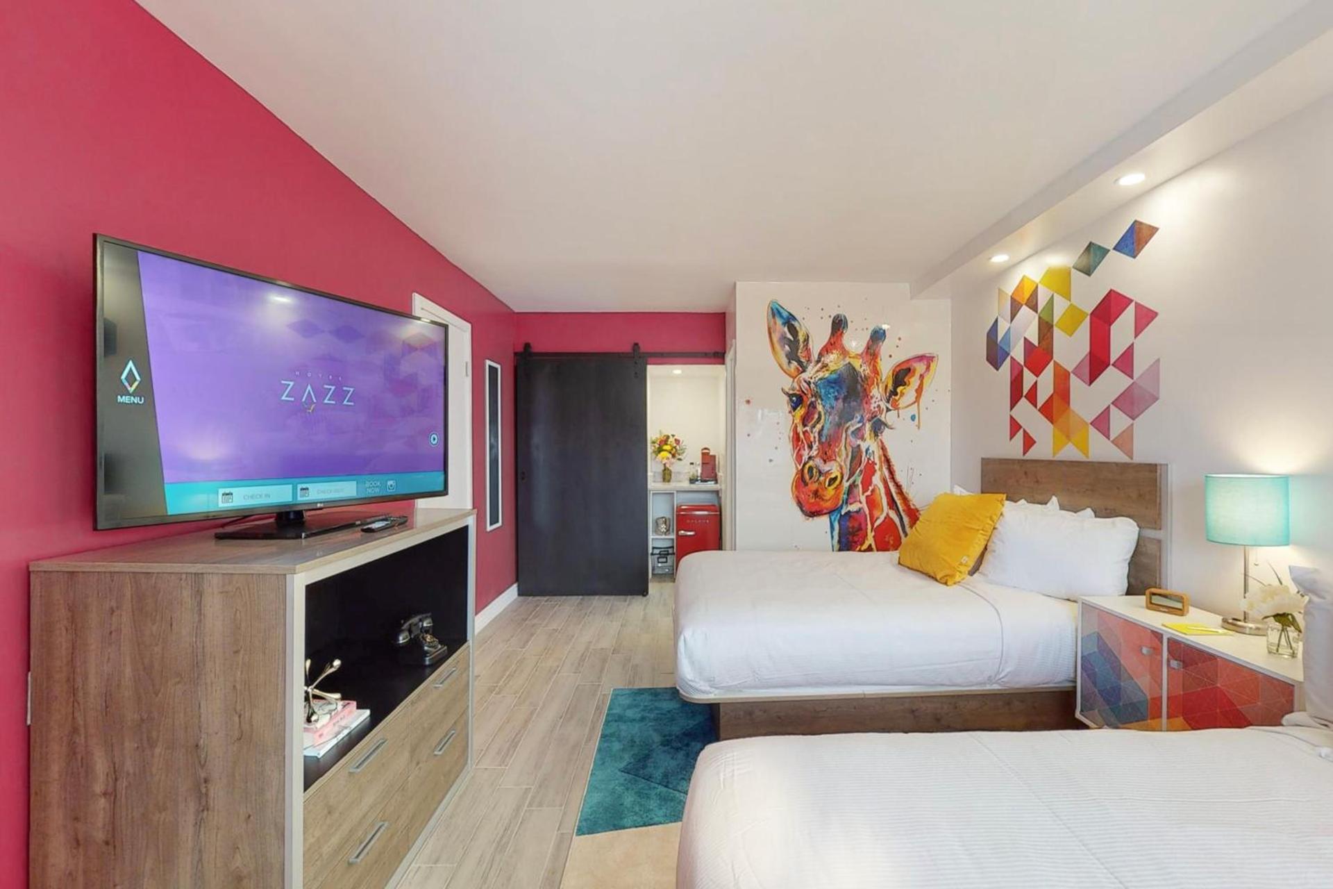 Hotel ZAZZ photo 4