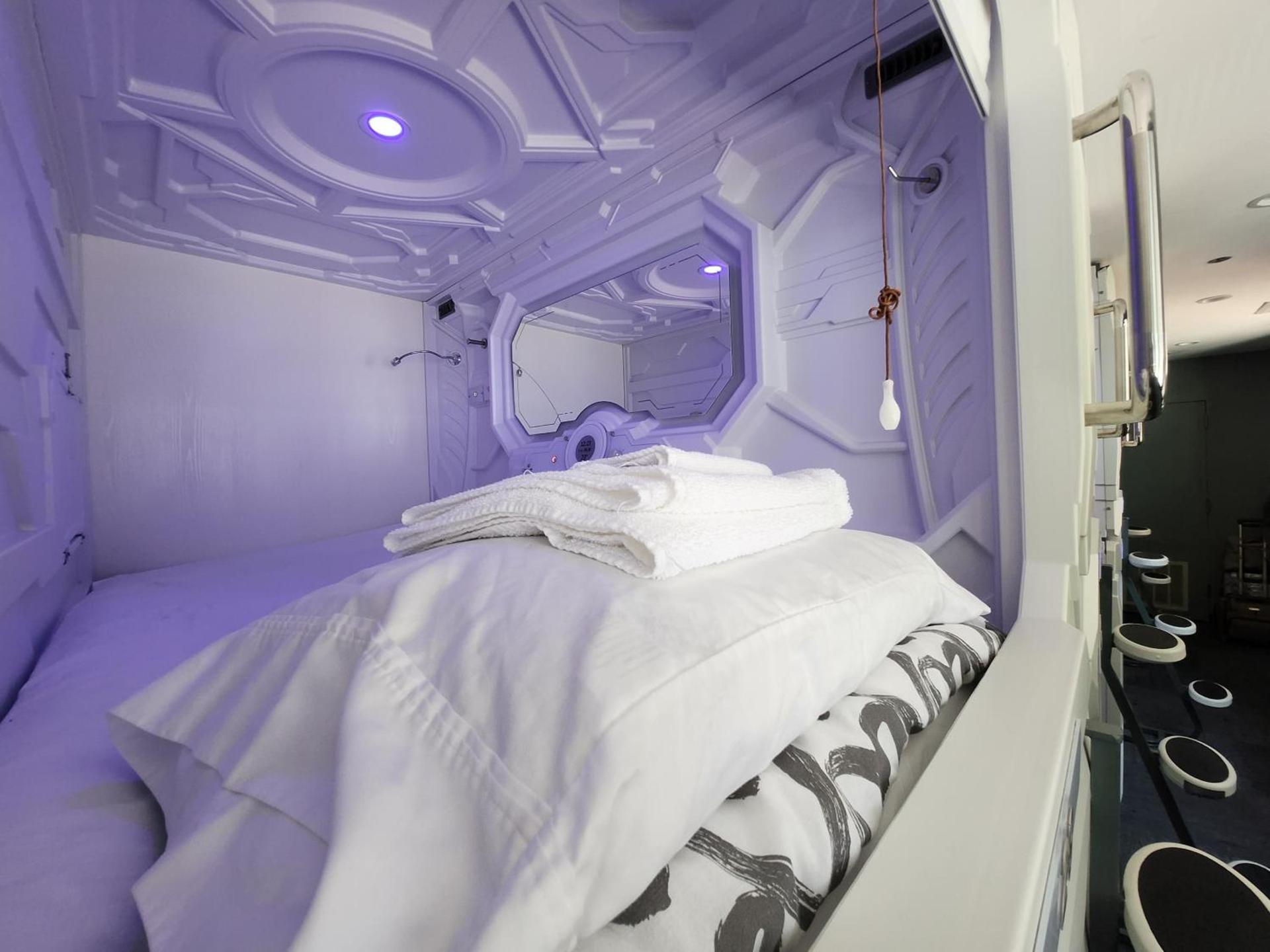 U Street Capsule Hostel photo 27