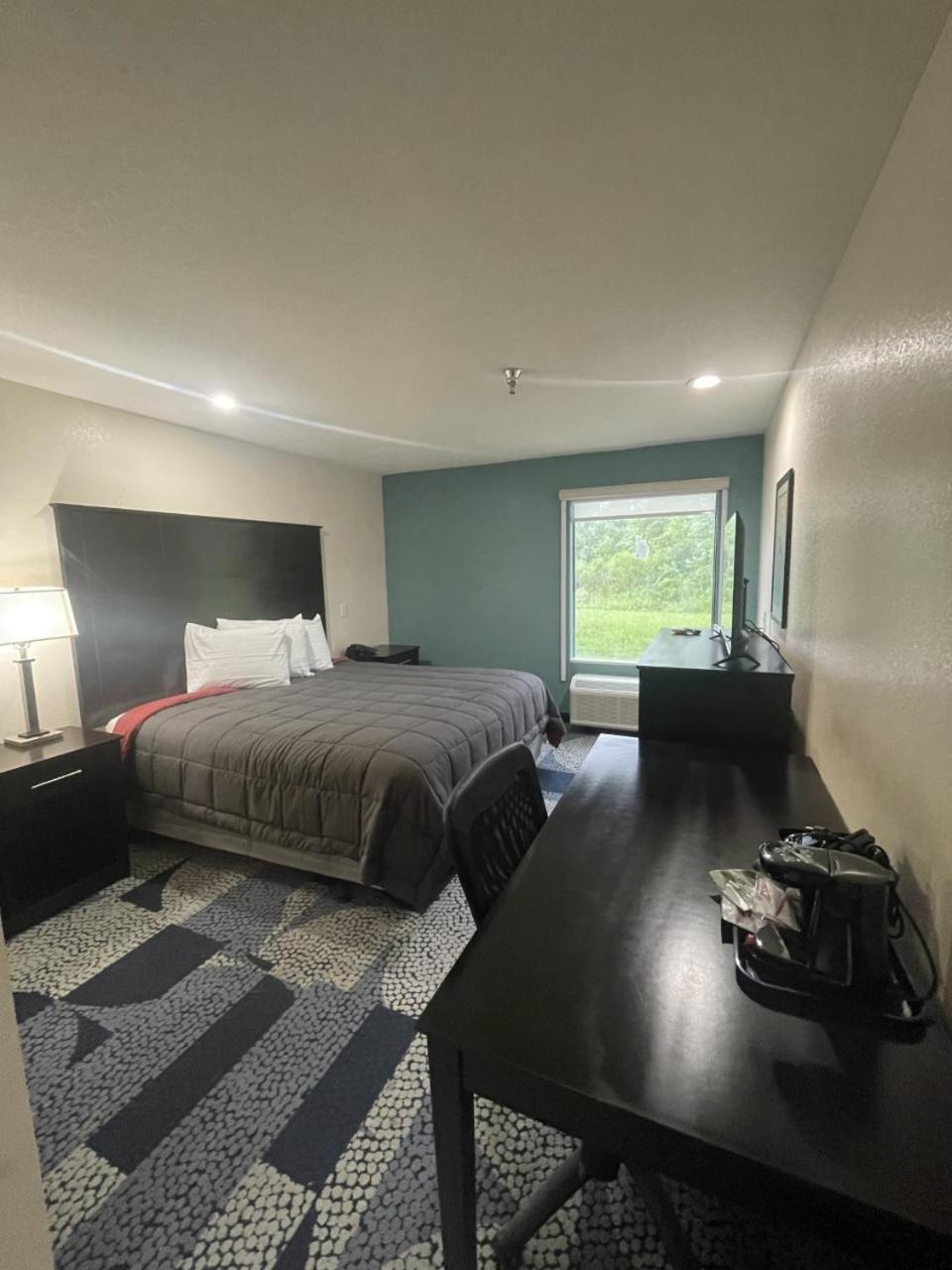 Fairway Inn photo 8