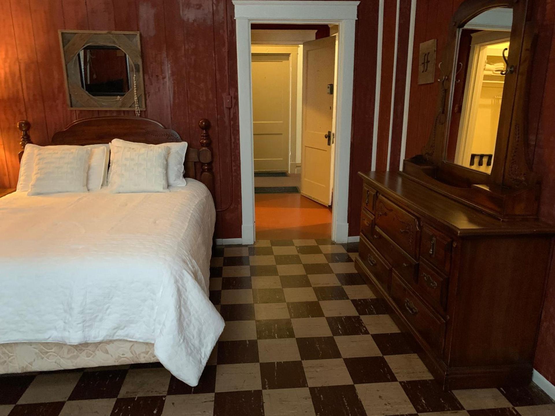 Hotel Whiting photo 91