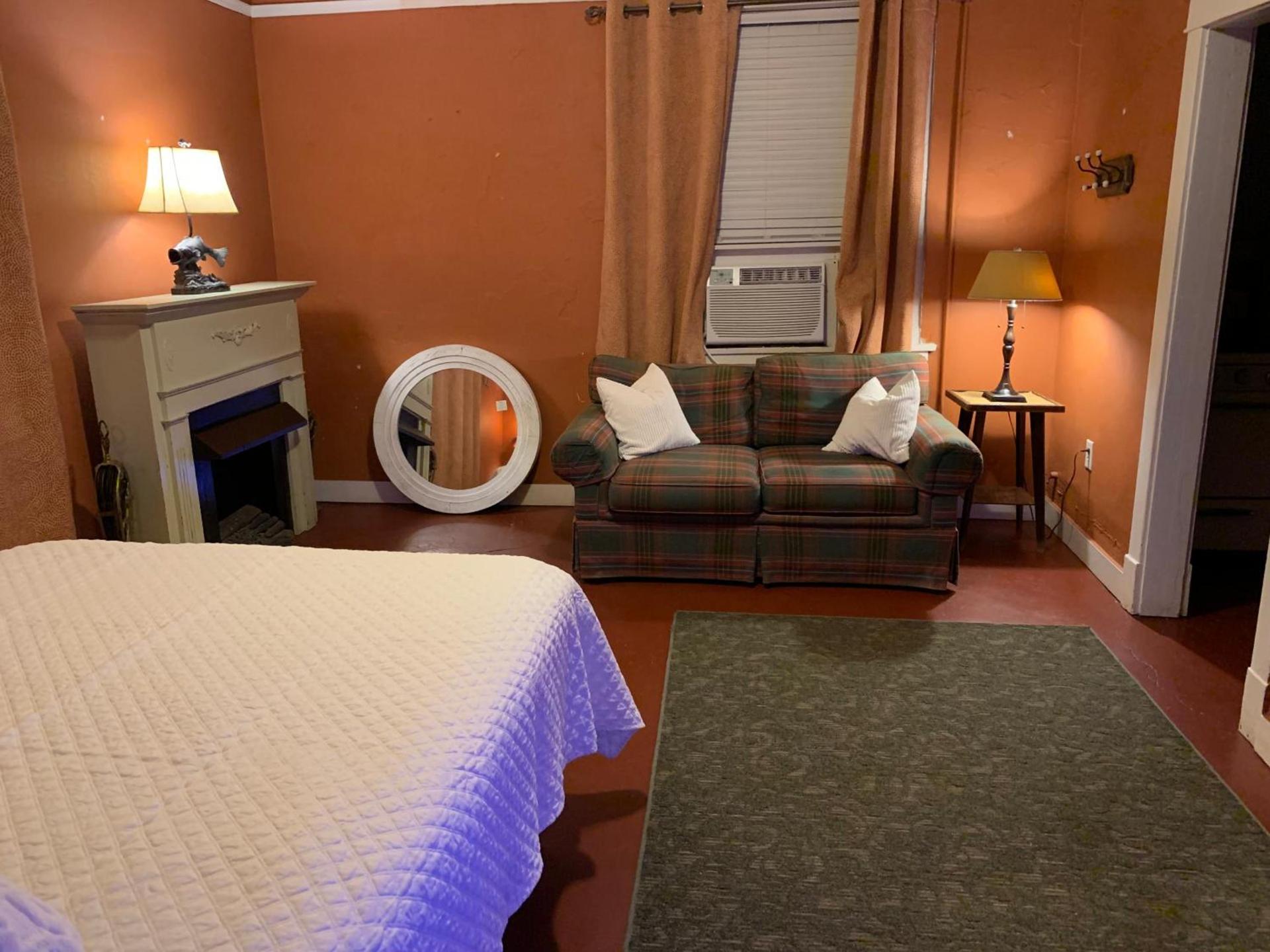 Hotel Whiting photo 23