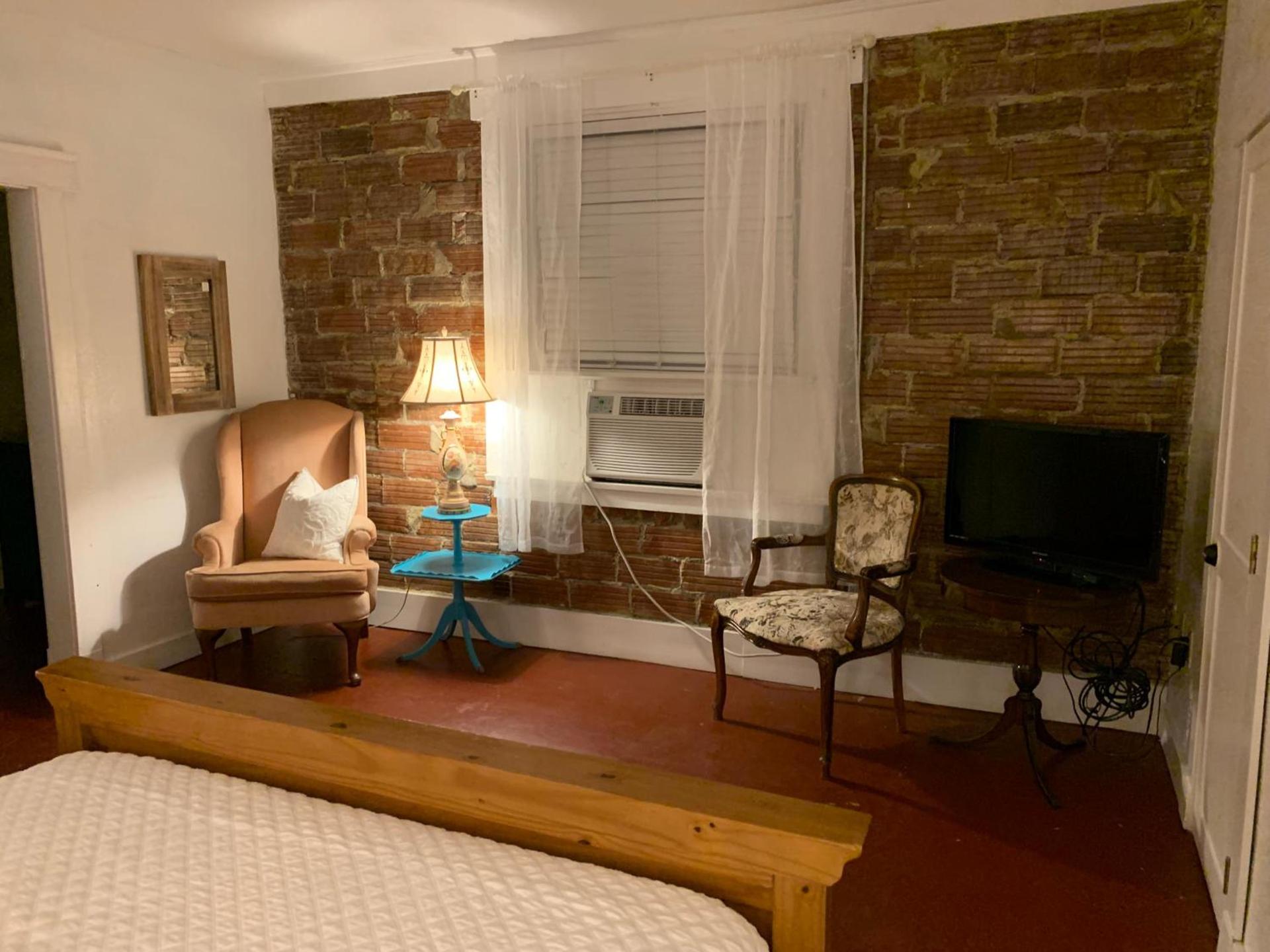 Hotel Whiting photo 12