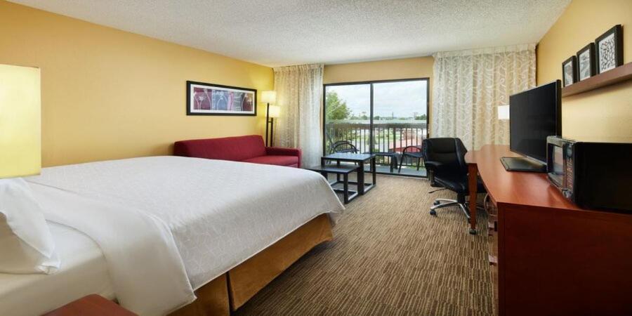 Holiday Inn Express Tifton by IHG photo 5