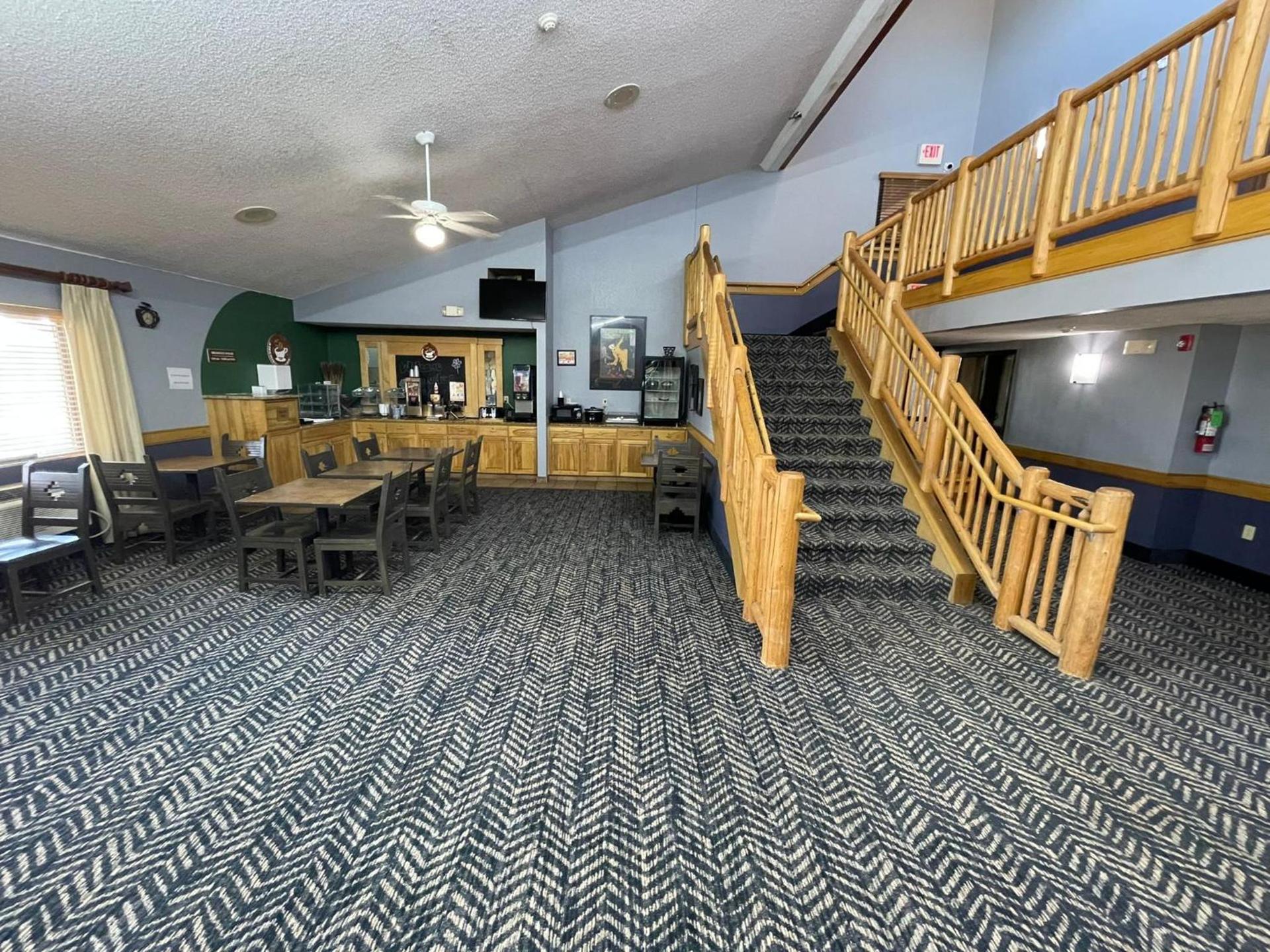 AmericInn by Wyndham Sayre photo 52