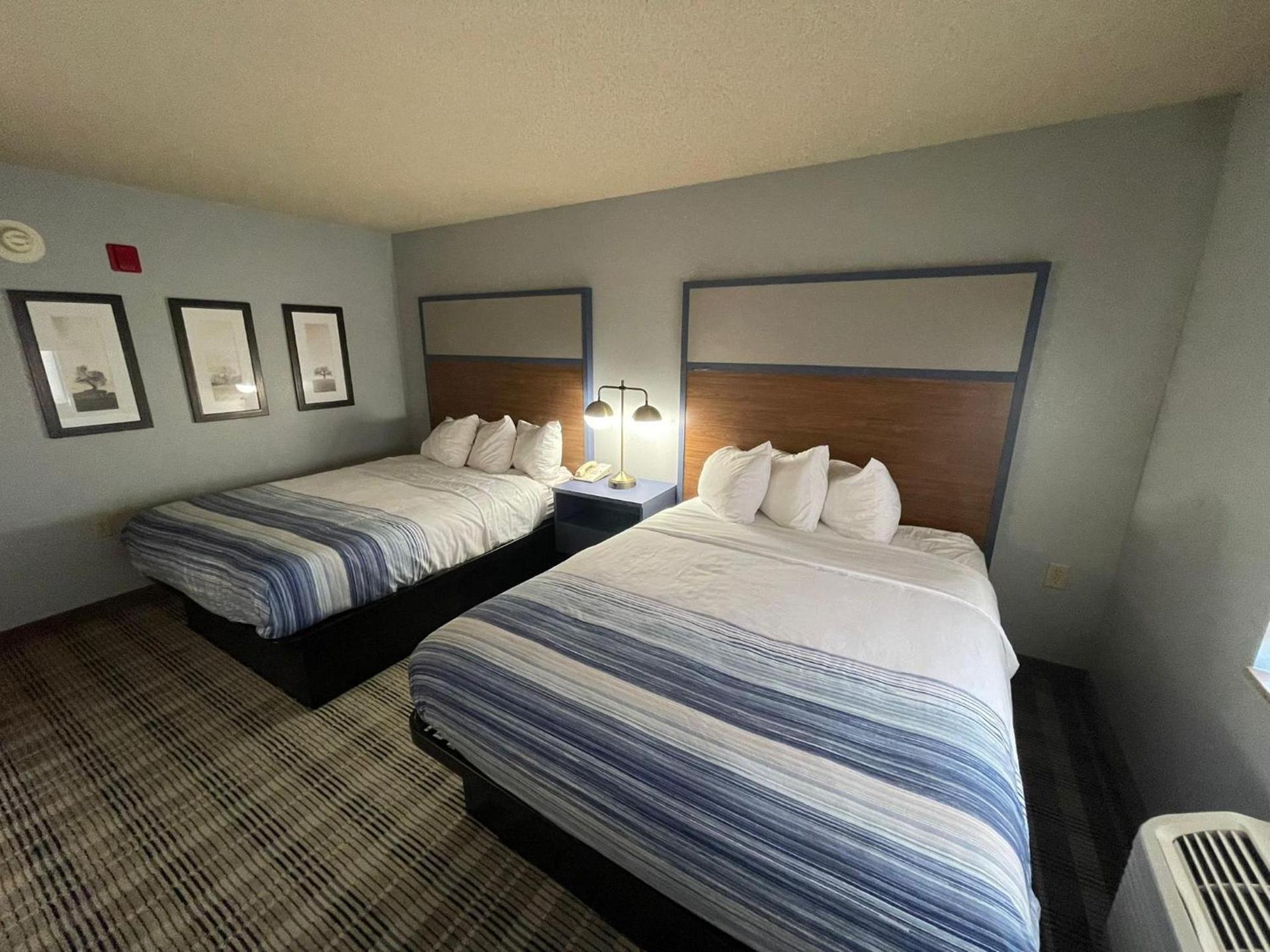 AmericInn by Wyndham Sayre photo 94