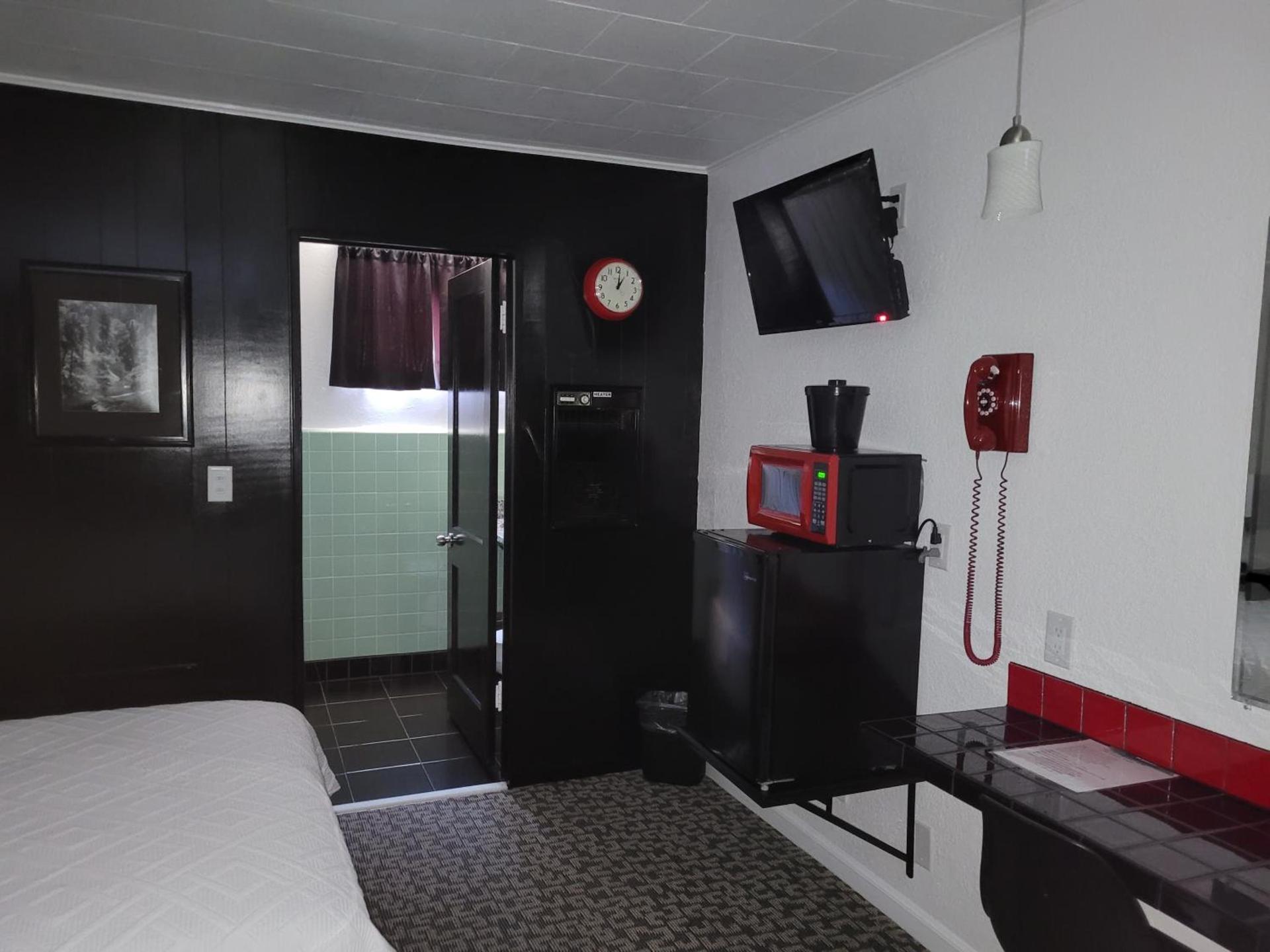 Rocket Motel photo 16