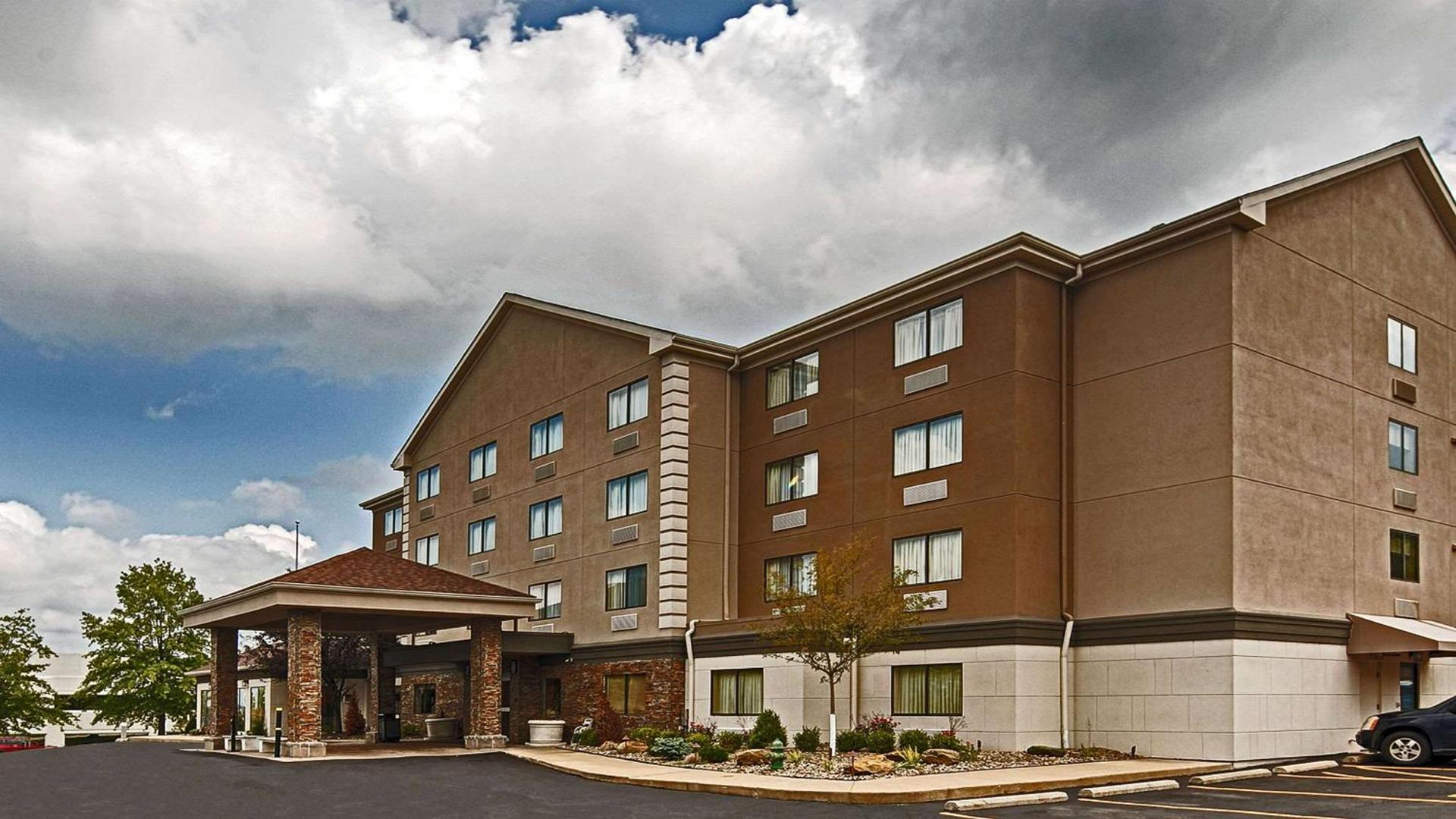 Comfort Inn & Suites Copley Akron — hotel in Copley