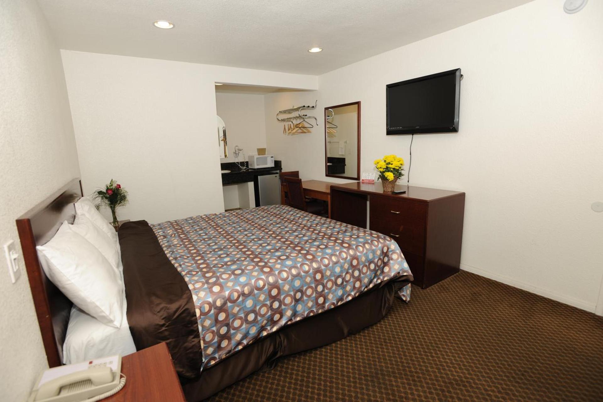 Victoria Motel photo 23
