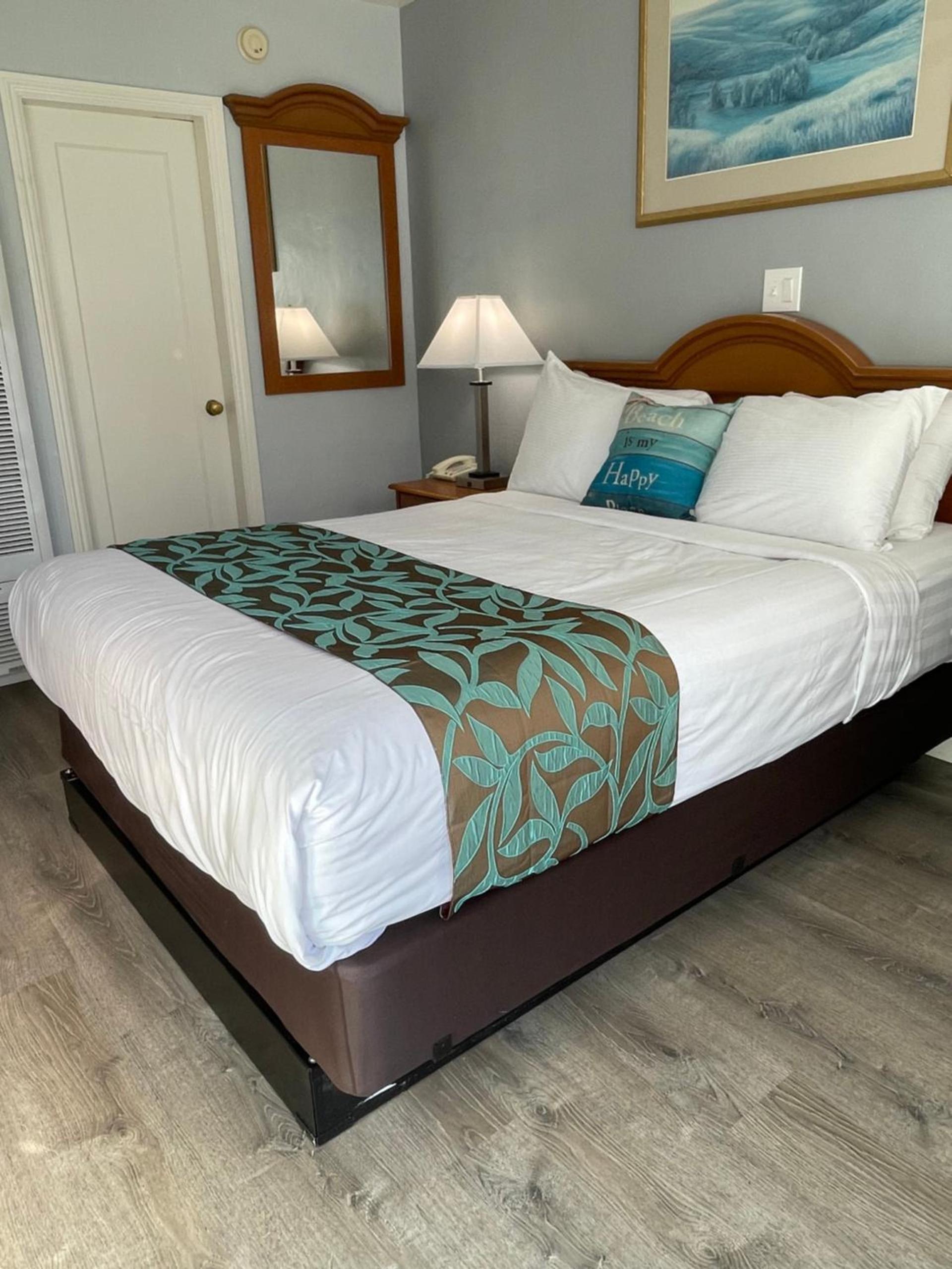 The Palomar Inn photo 15