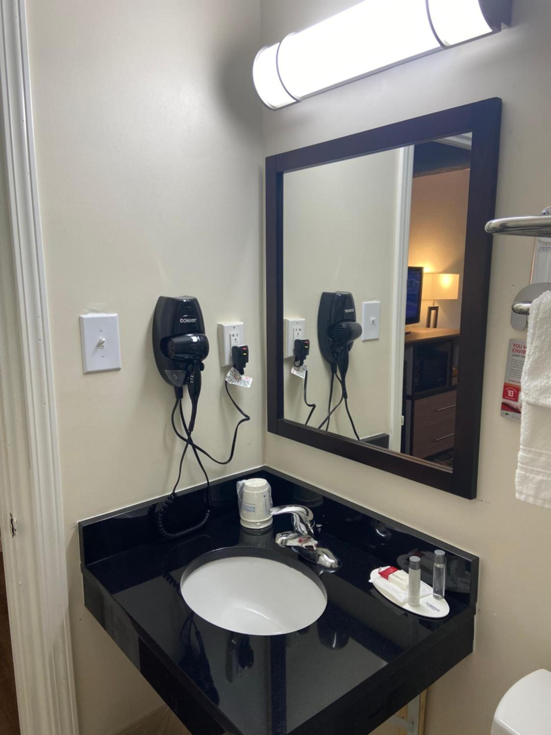 Ramada by Wyndham West Atlantic City photo 77