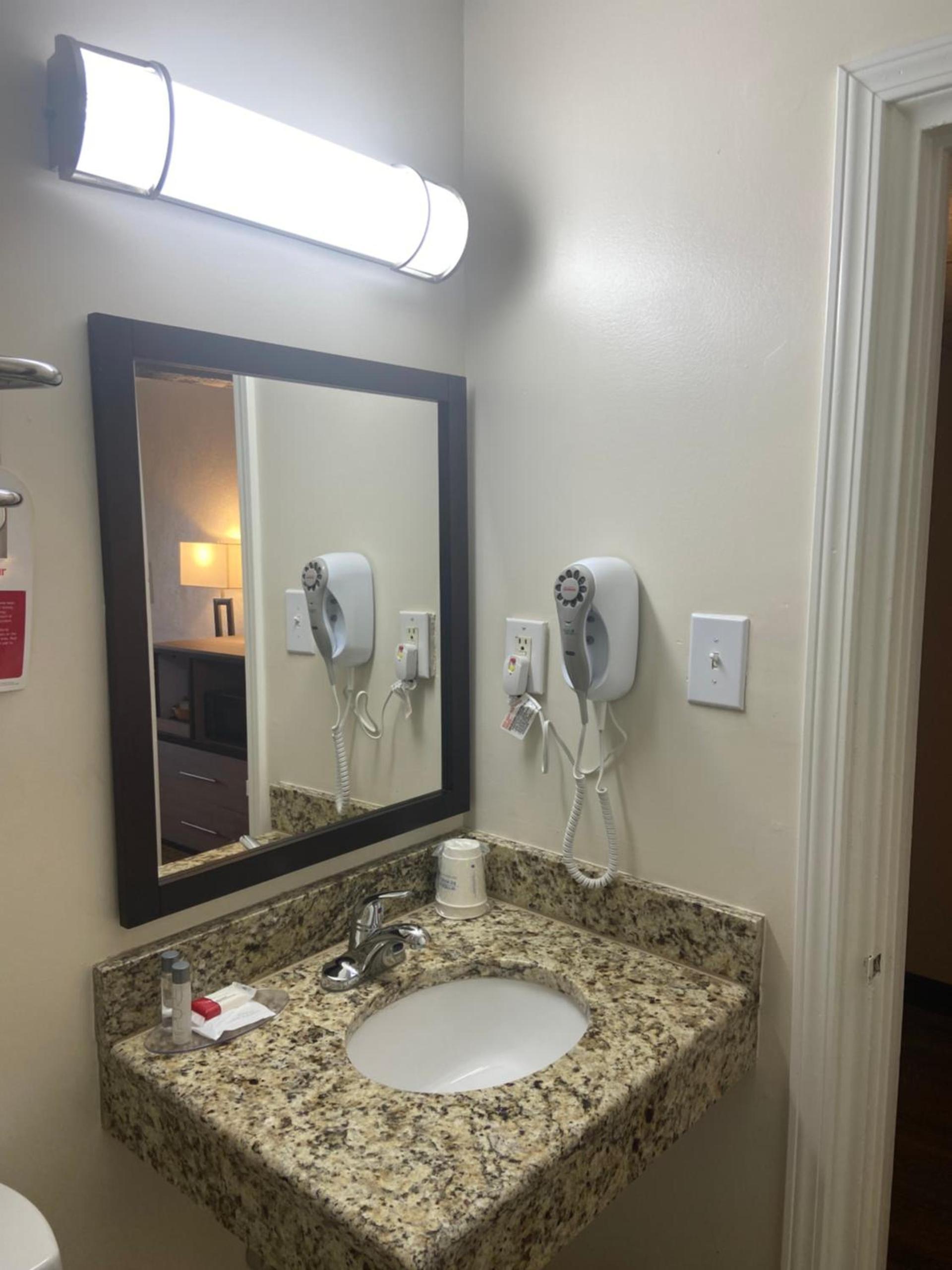 Ramada by Wyndham West Atlantic City photo 94