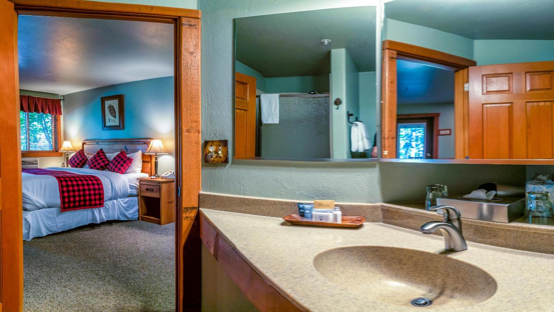 Callahan's Mountain Lodge photo 21