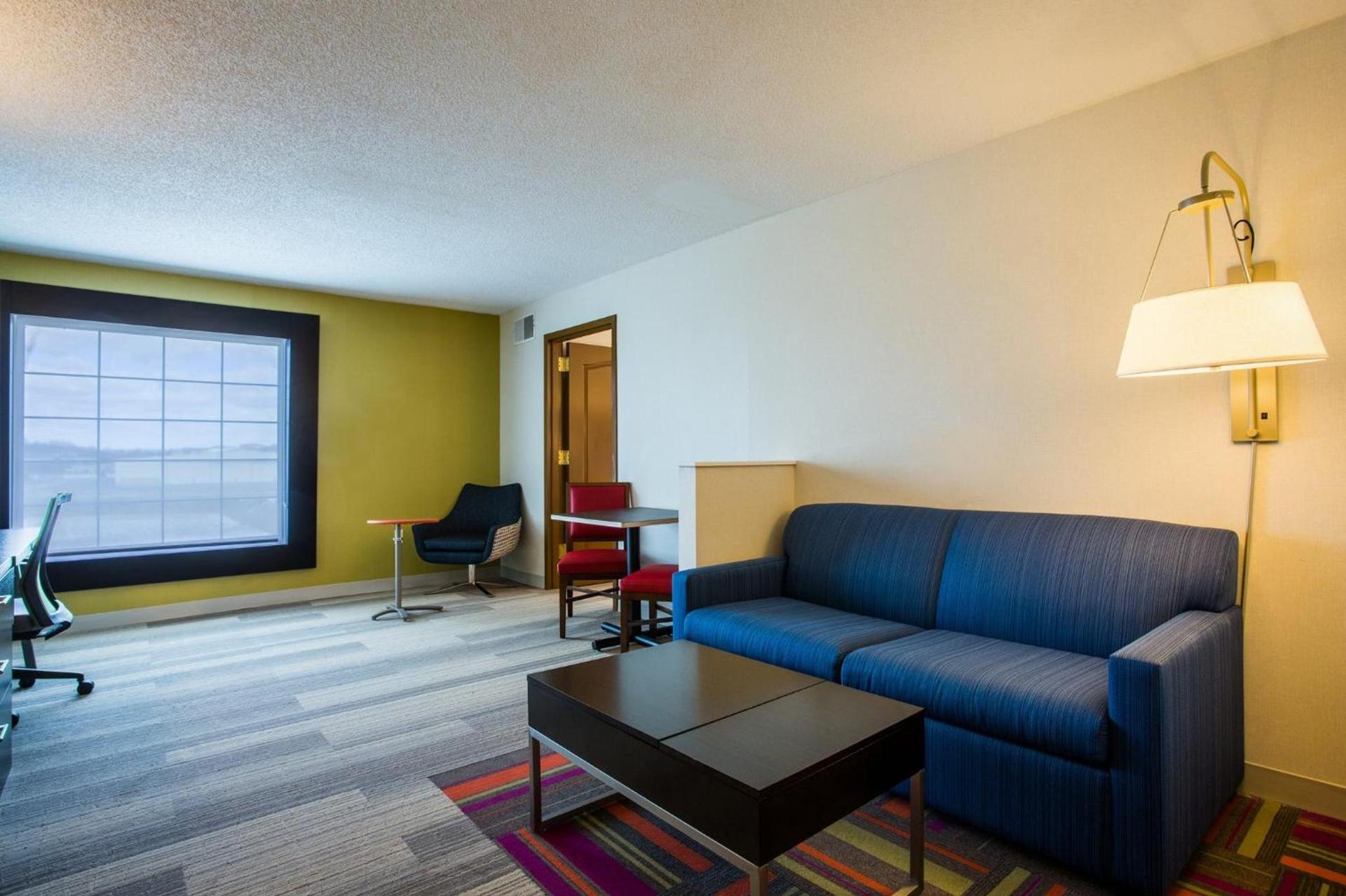 Holiday Inn Express Hotel & Suites Reading by IHG photo 30