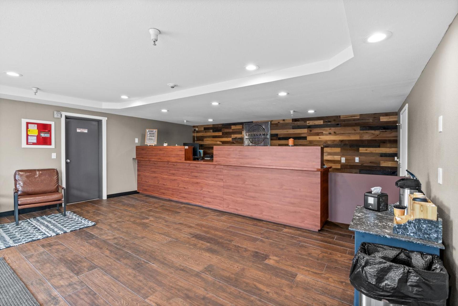 Basecamp Puyallup a Travelodge by Wyndham photo 9